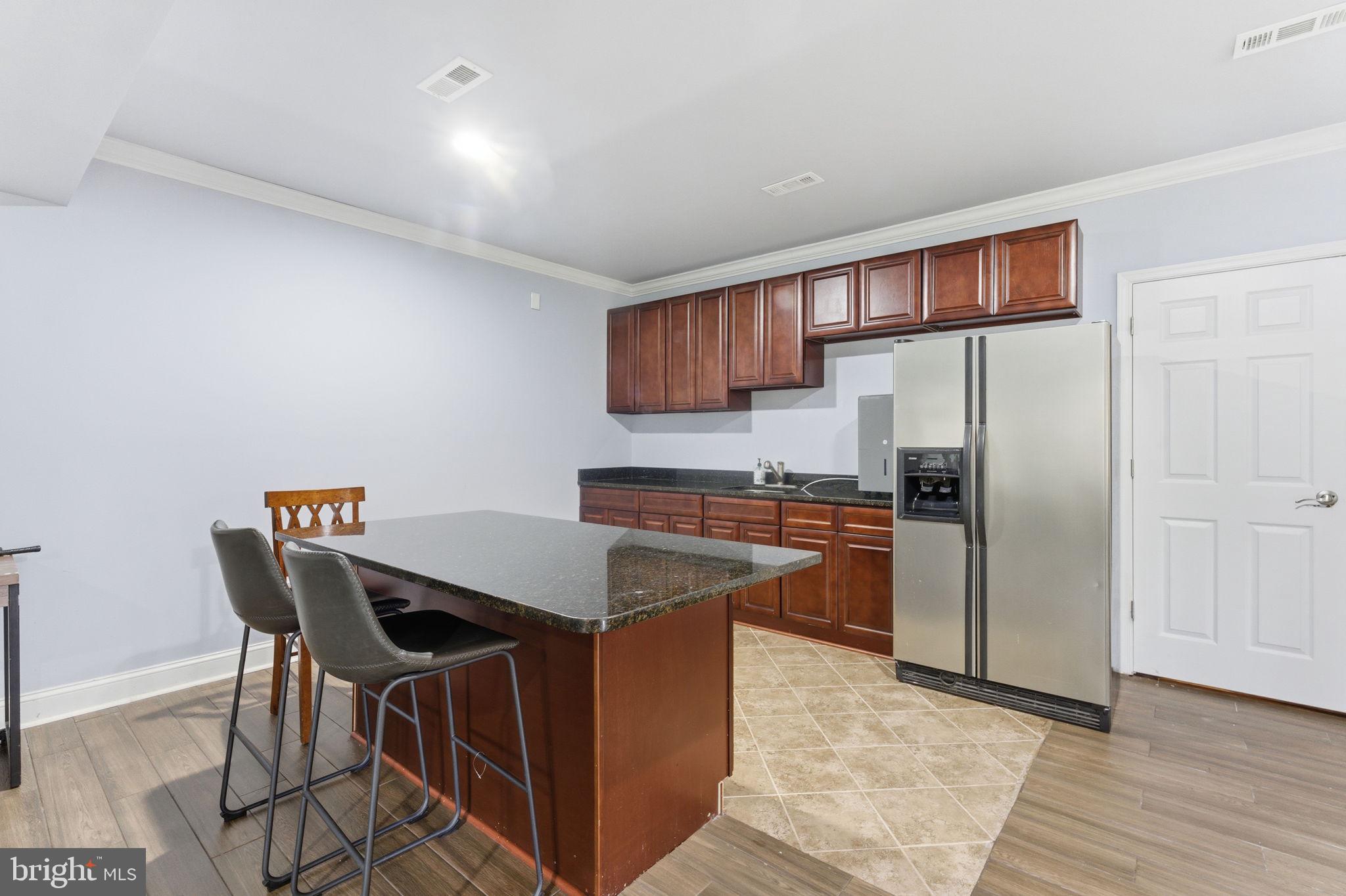 VIRGINIA MANOR CONDOMINIUM - Residential