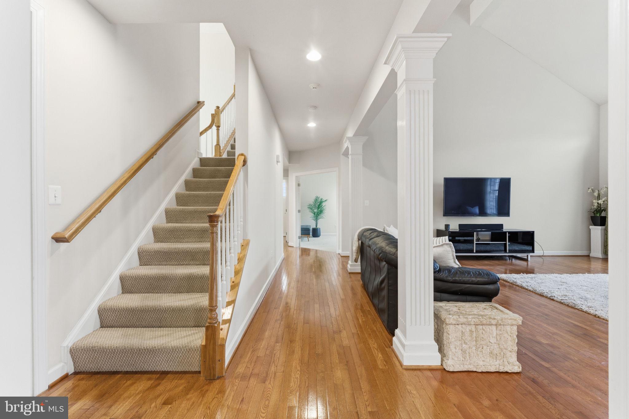 VIRGINIA MANOR CONDOMINIUM - Residential