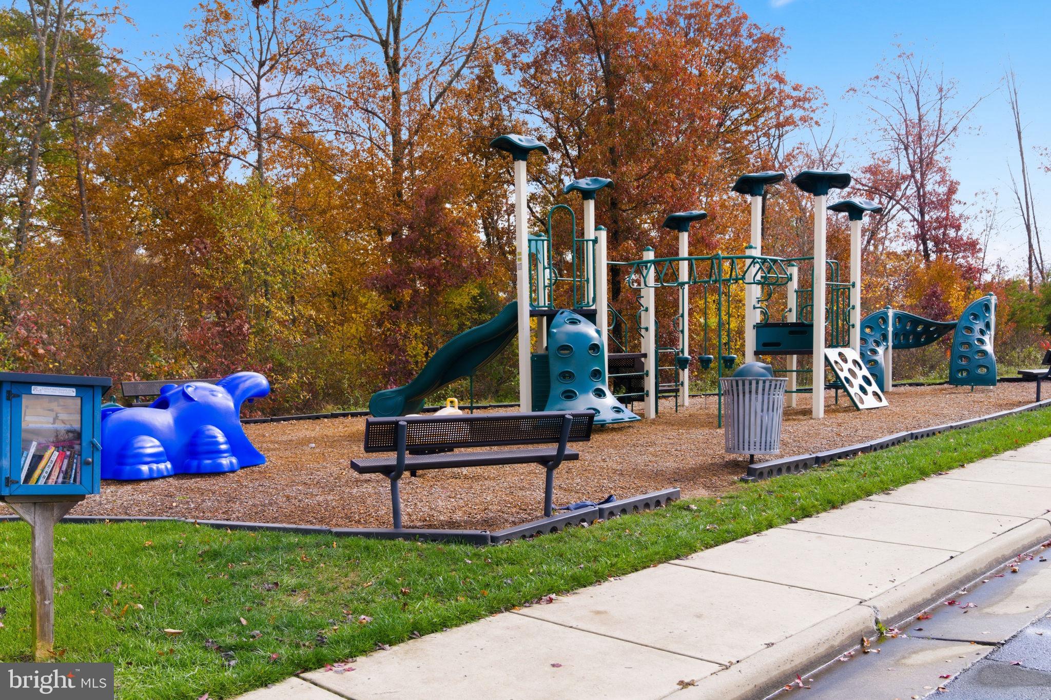 VIRGINIA MANOR CONDOMINIUM - Residential