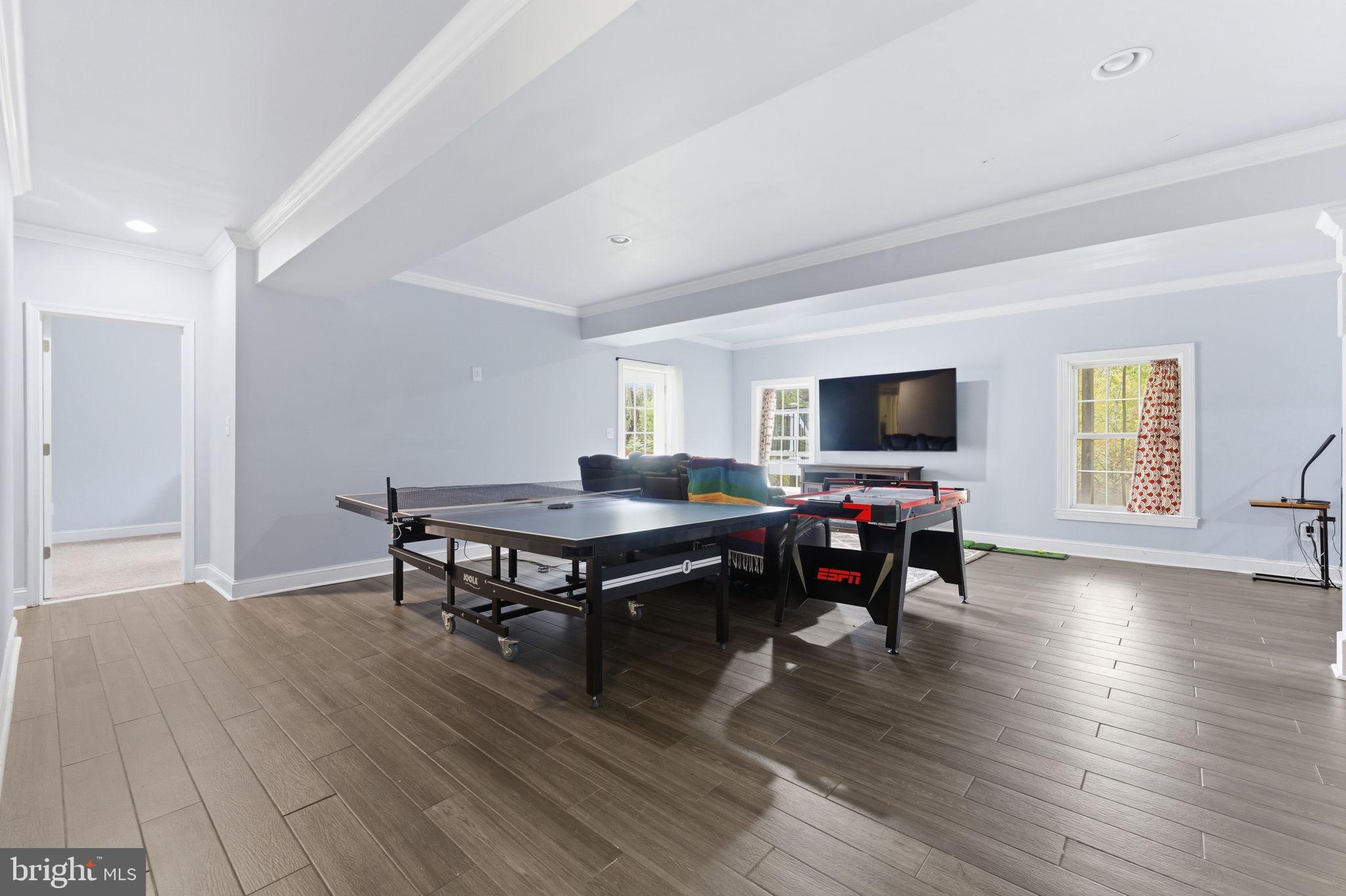 VIRGINIA MANOR CONDOMINIUM - Residential