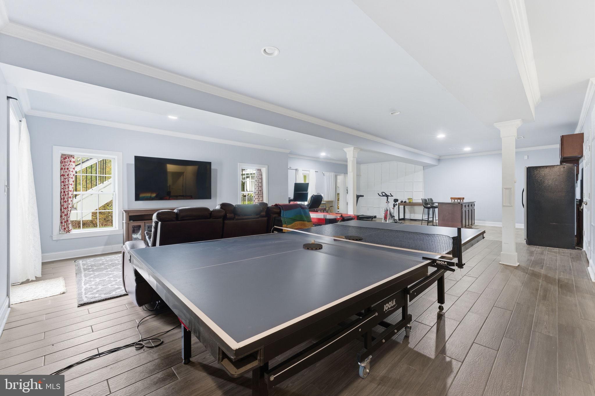 VIRGINIA MANOR CONDOMINIUM - Residential