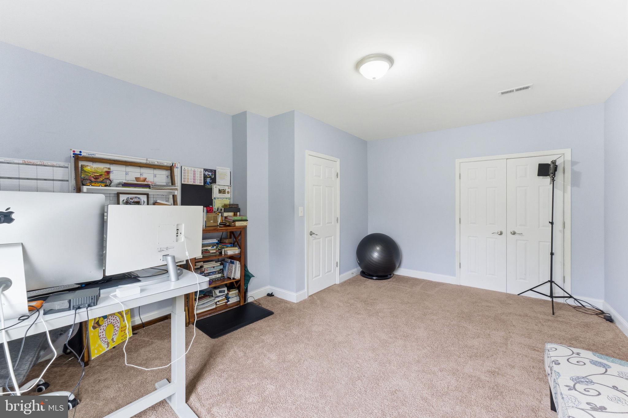 VIRGINIA MANOR CONDOMINIUM - Residential