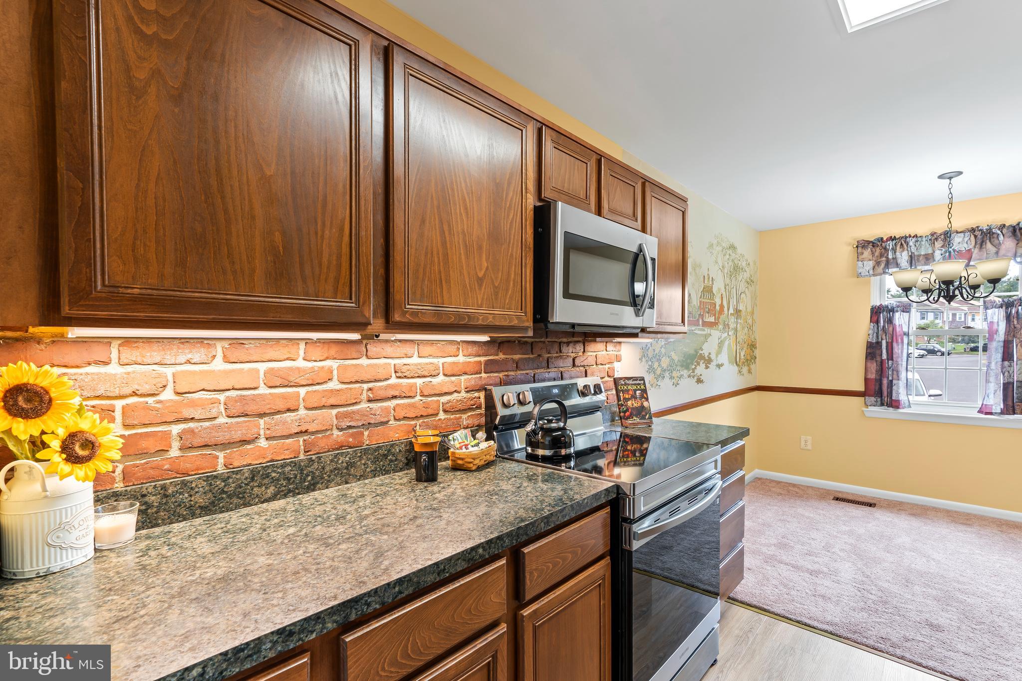 WILLOWCREST - Residential