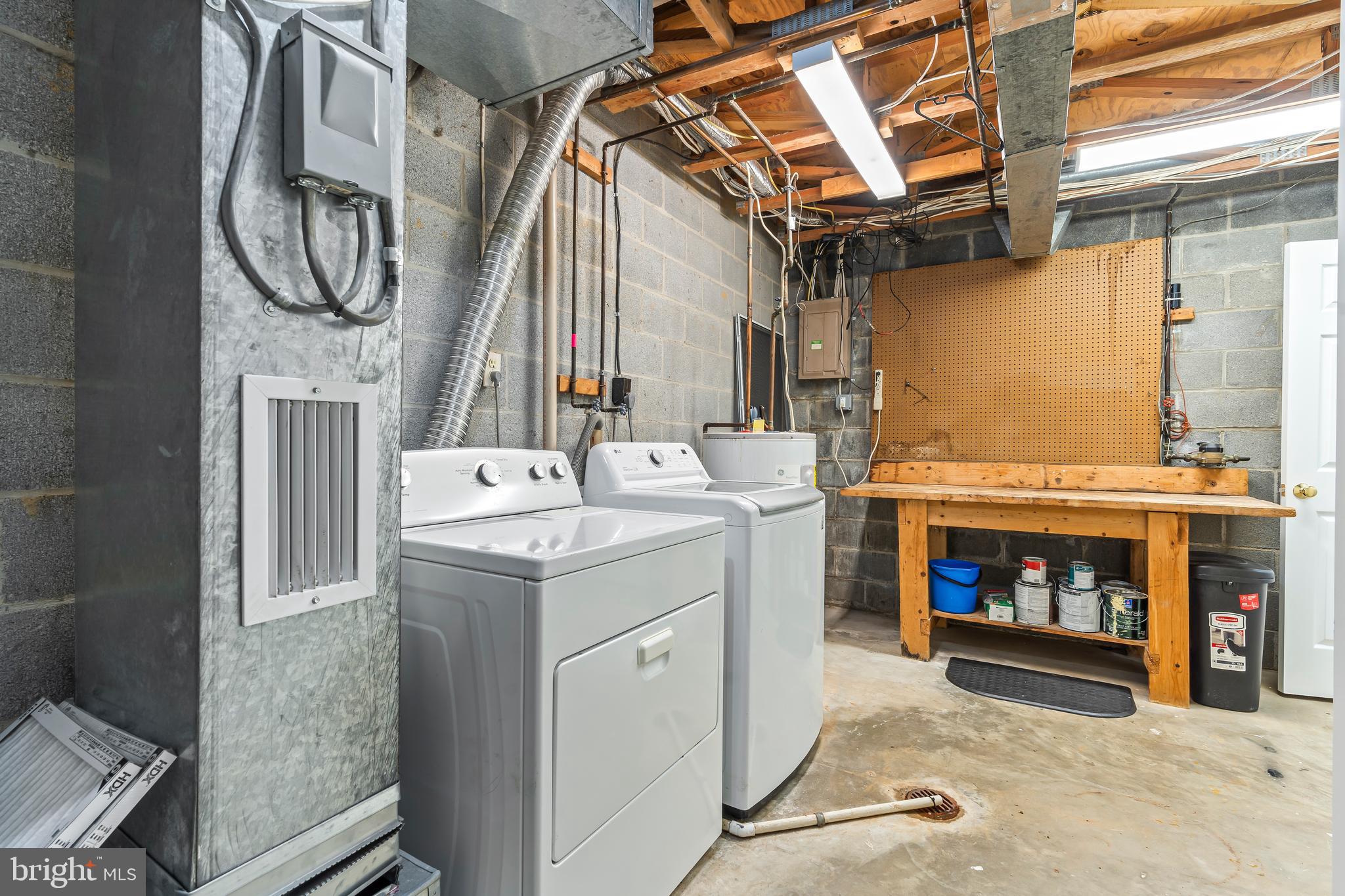 WILLOWCREST - Residential