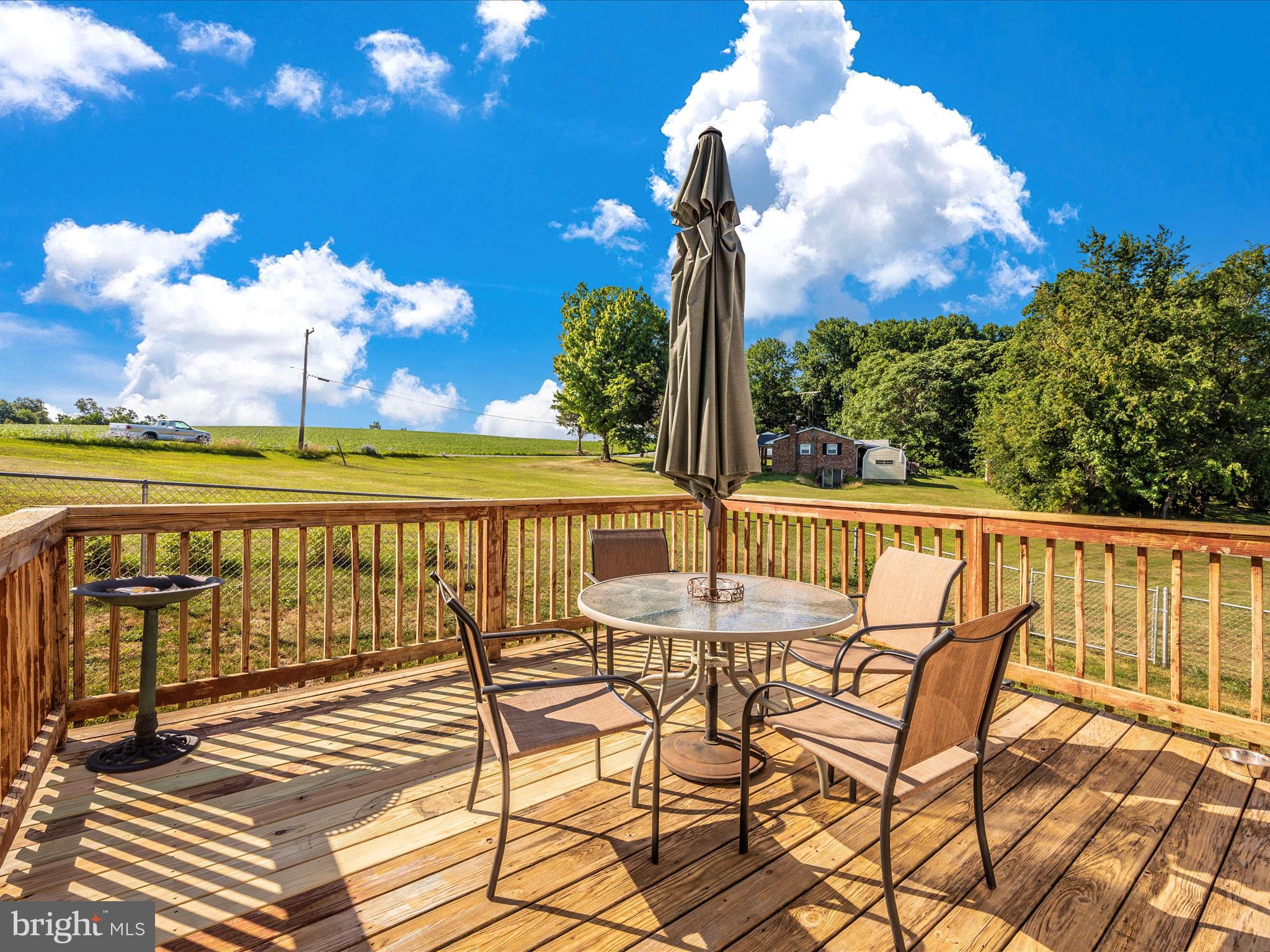 HIGHVIEW - Residential