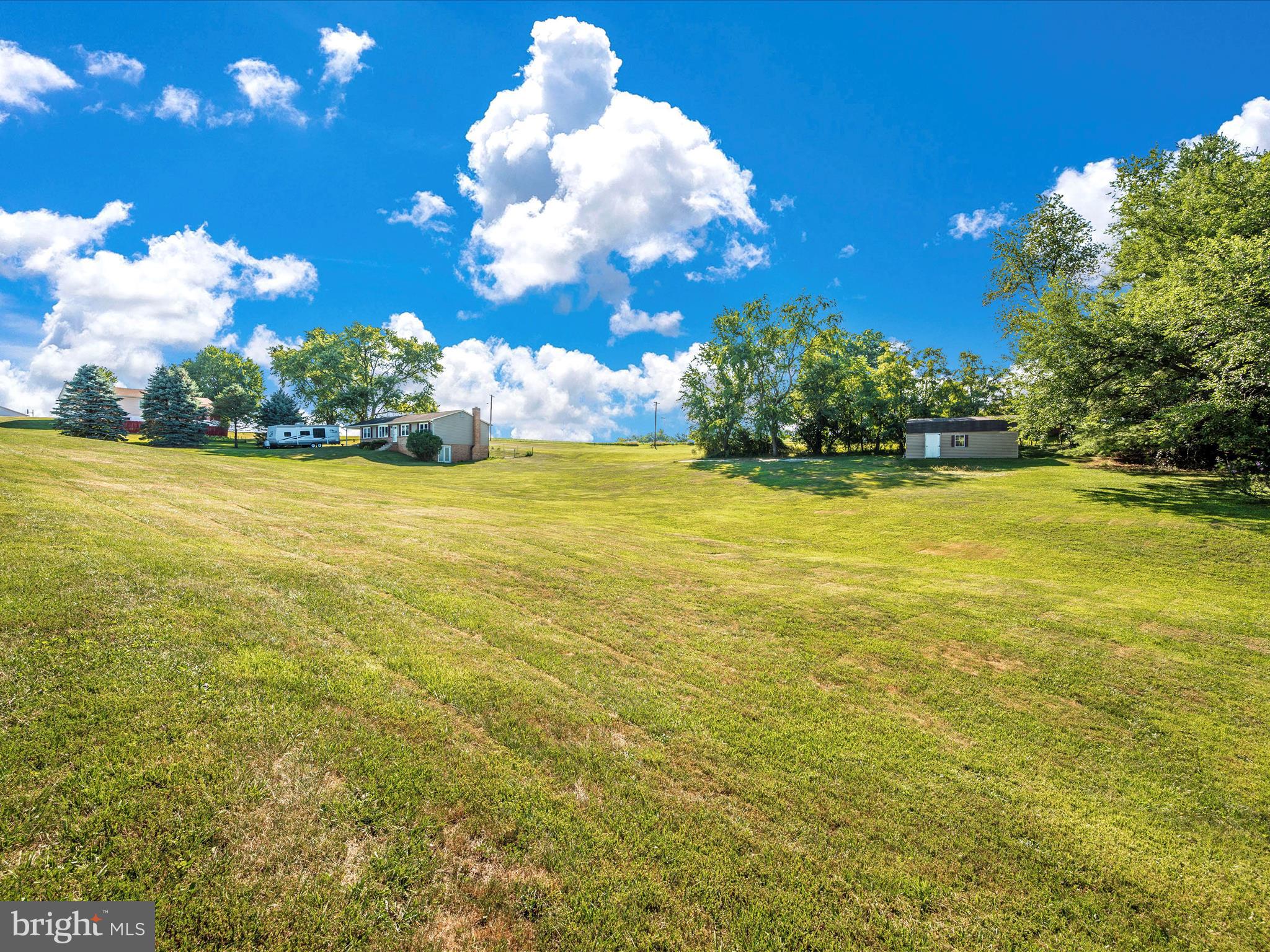 HIGHVIEW - Residential