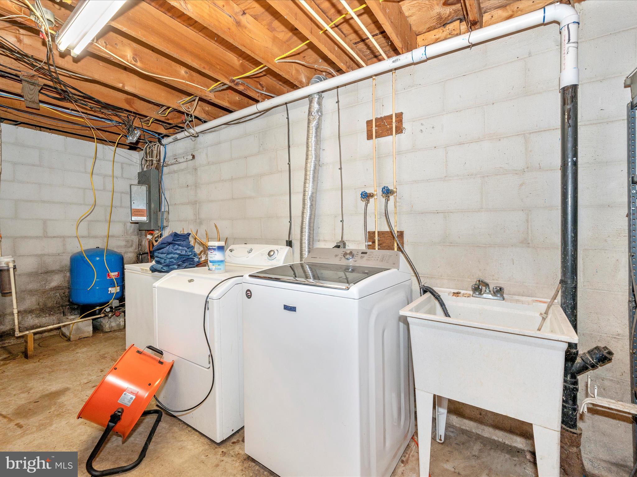 HIGHVIEW - Residential