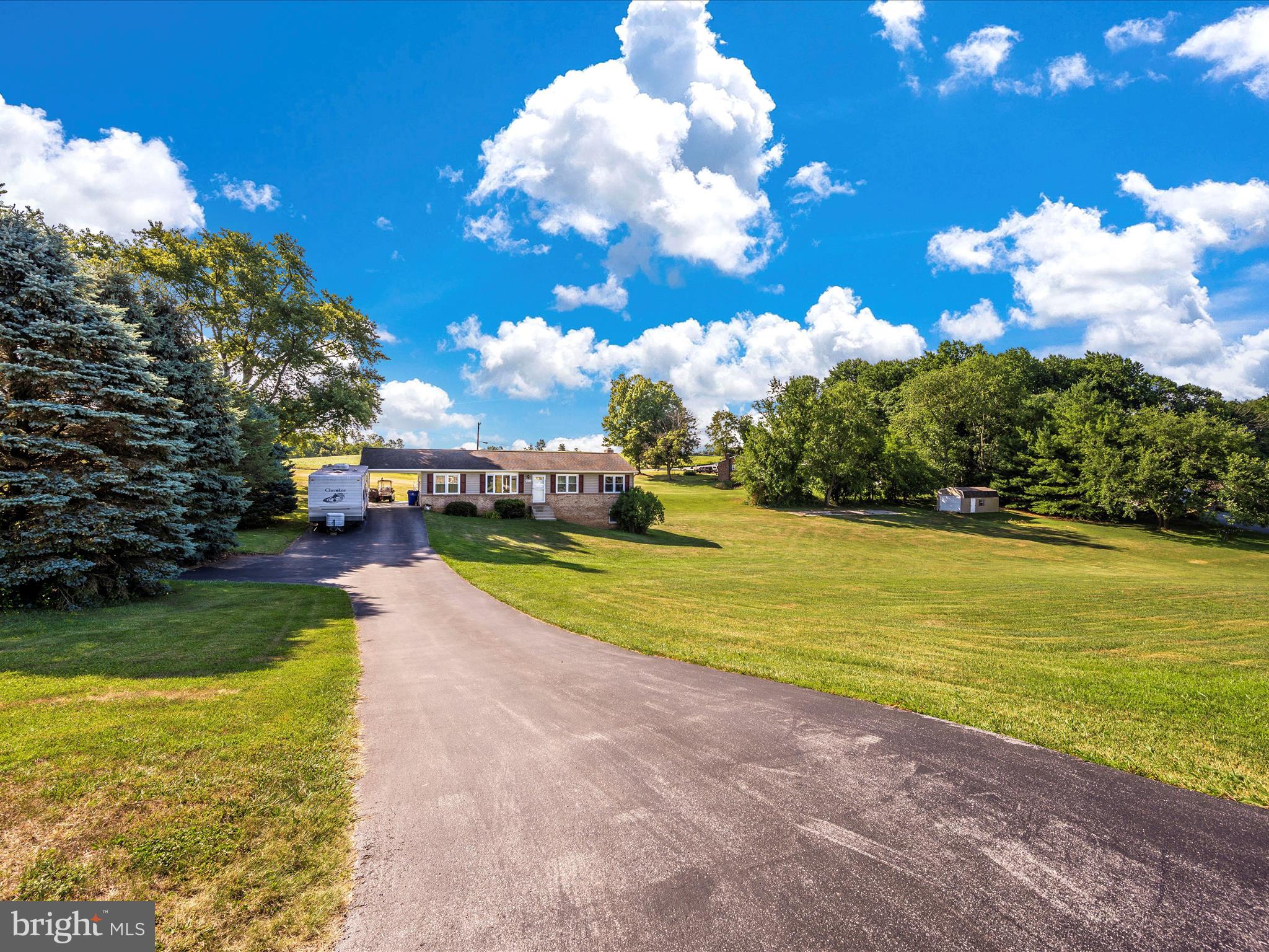 HIGHVIEW - Residential