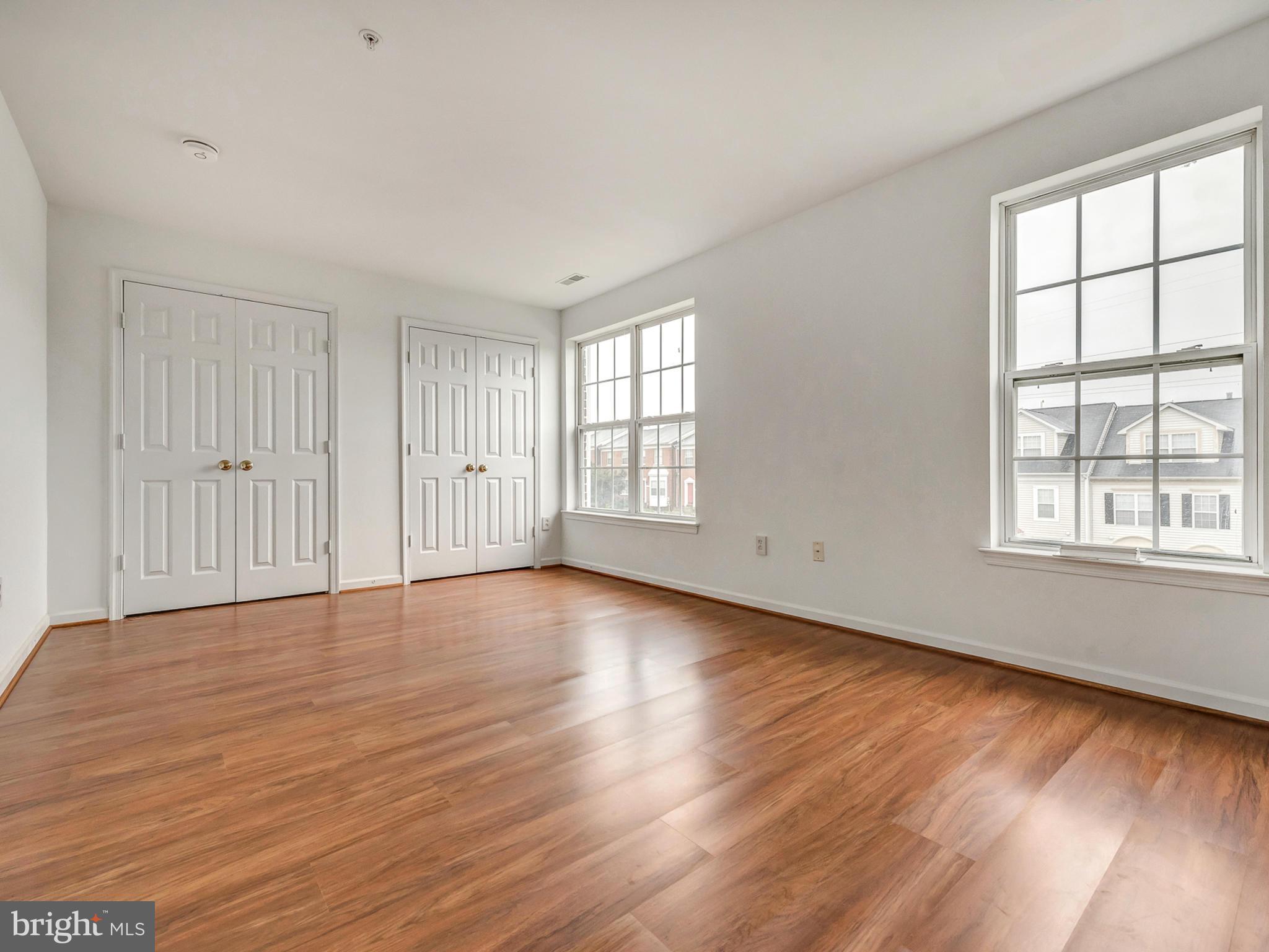 WESTVIEW CORPORATE CENTER - Residential