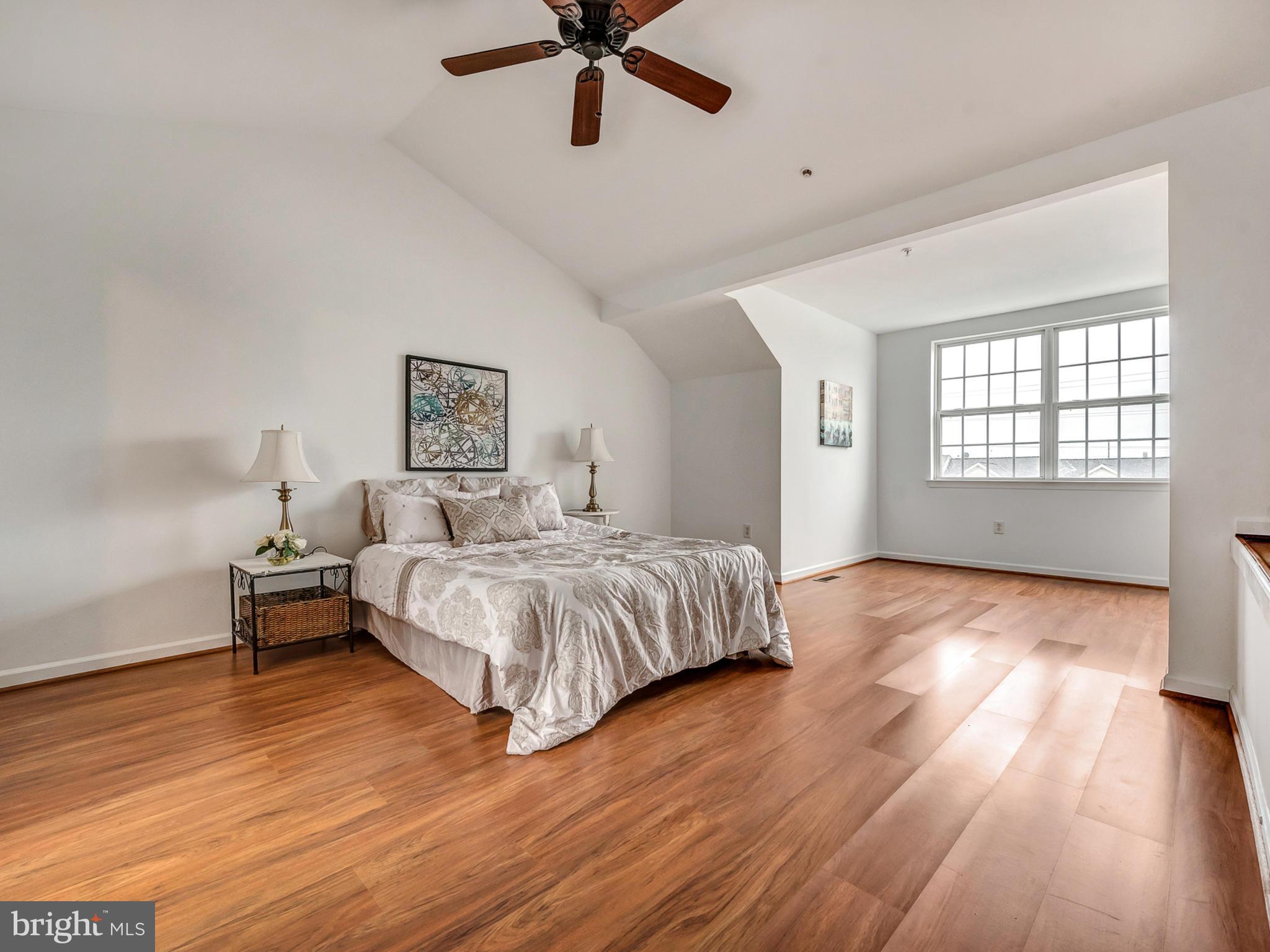 WESTVIEW CORPORATE CENTER - Residential