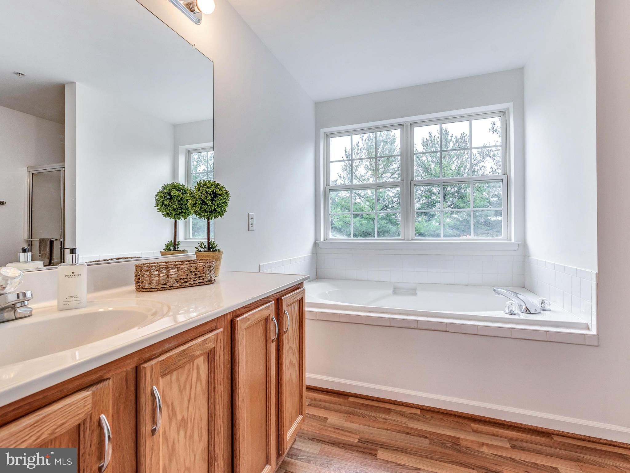 WESTVIEW CORPORATE CENTER - Residential