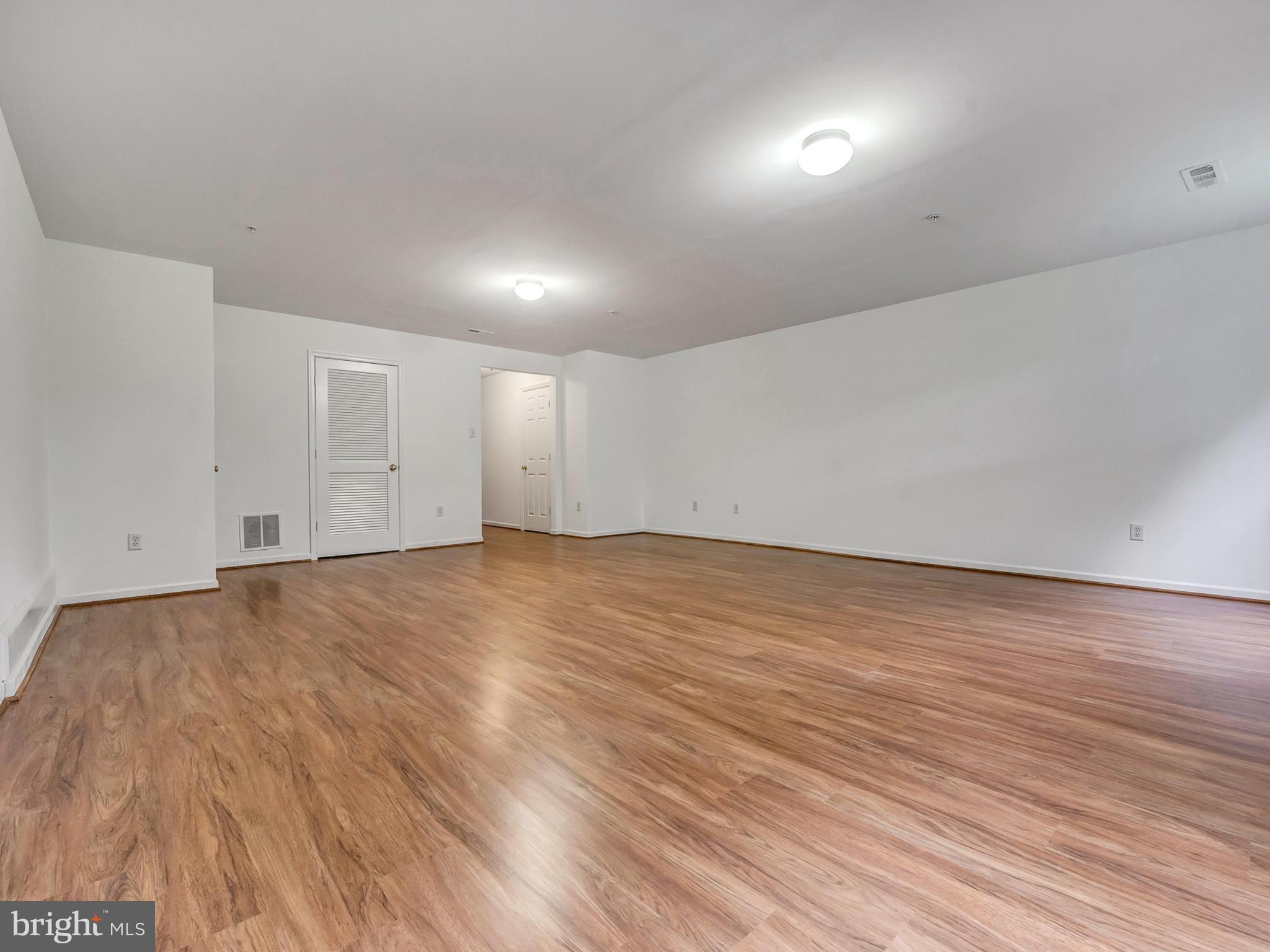 WESTVIEW CORPORATE CENTER - Residential