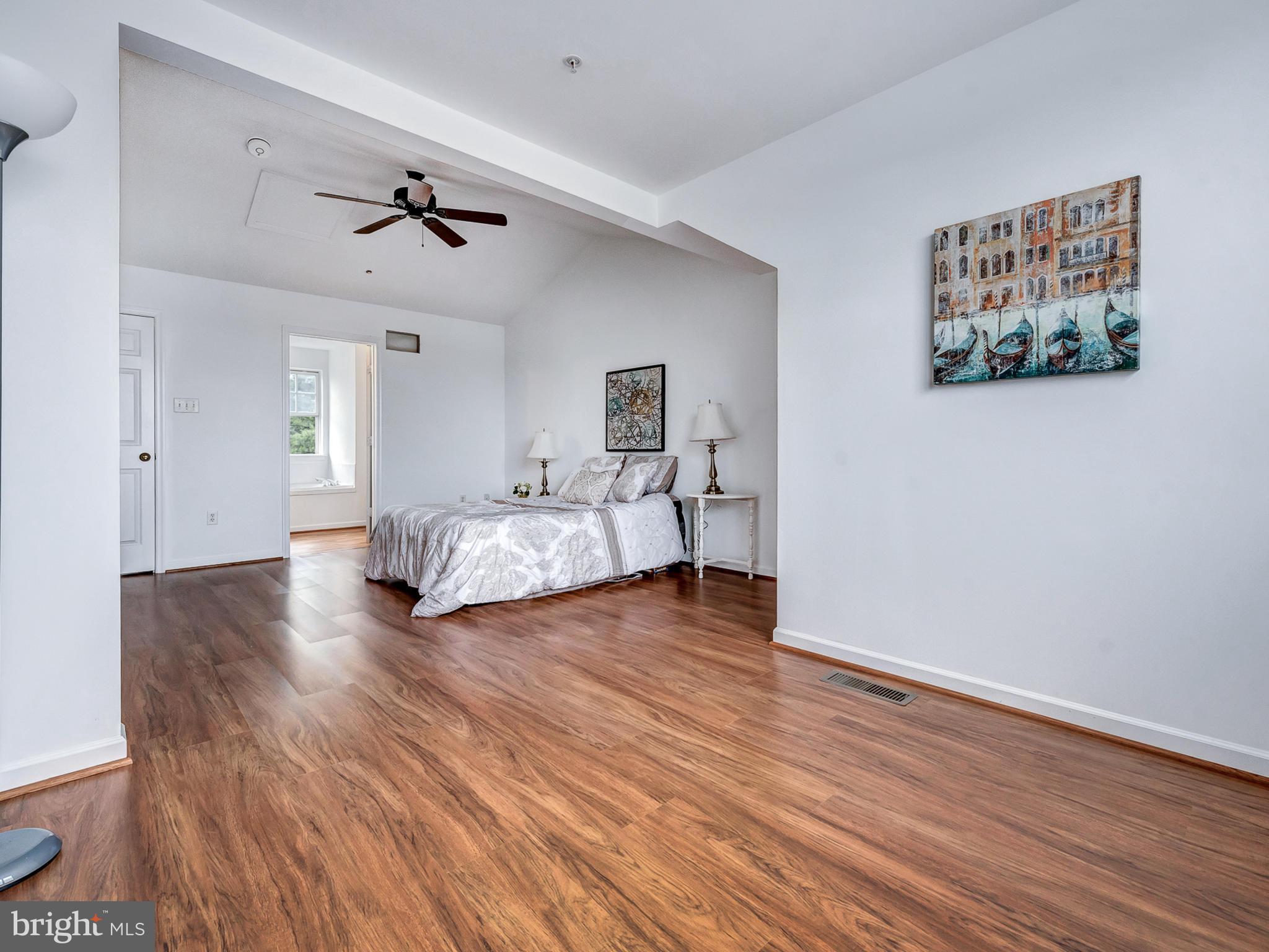 WESTVIEW CORPORATE CENTER - Residential