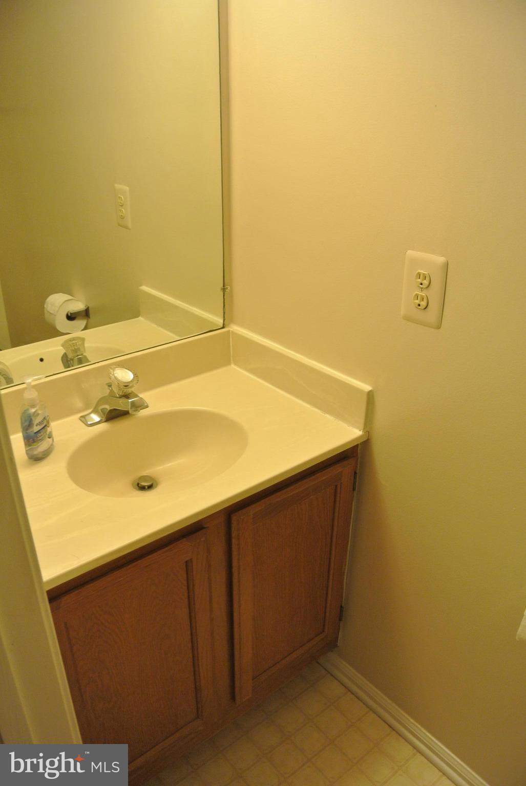 QUAIL HOLLOW - Residential