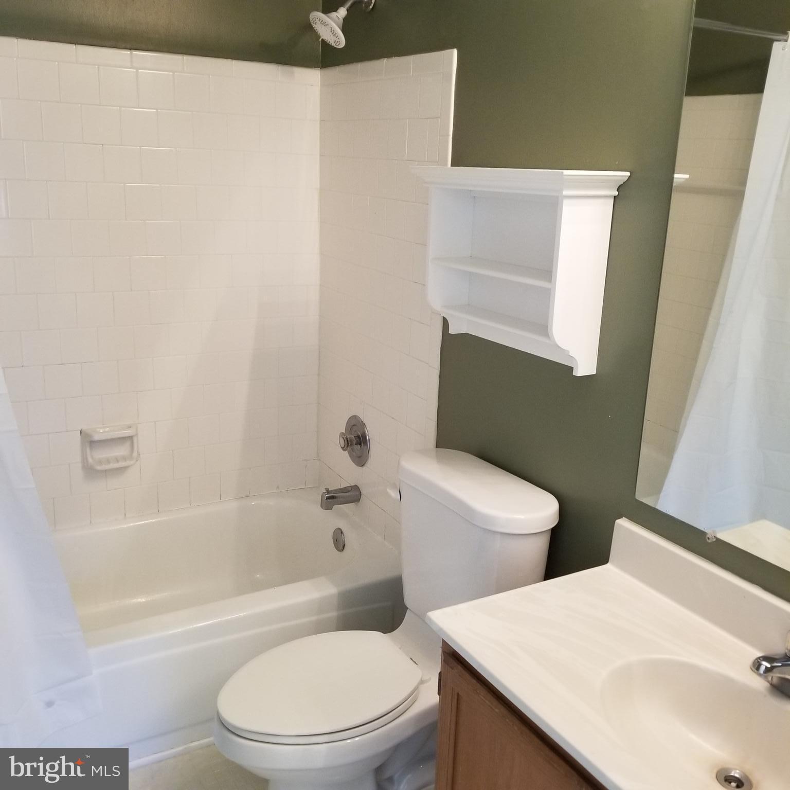 QUAIL HOLLOW - Residential