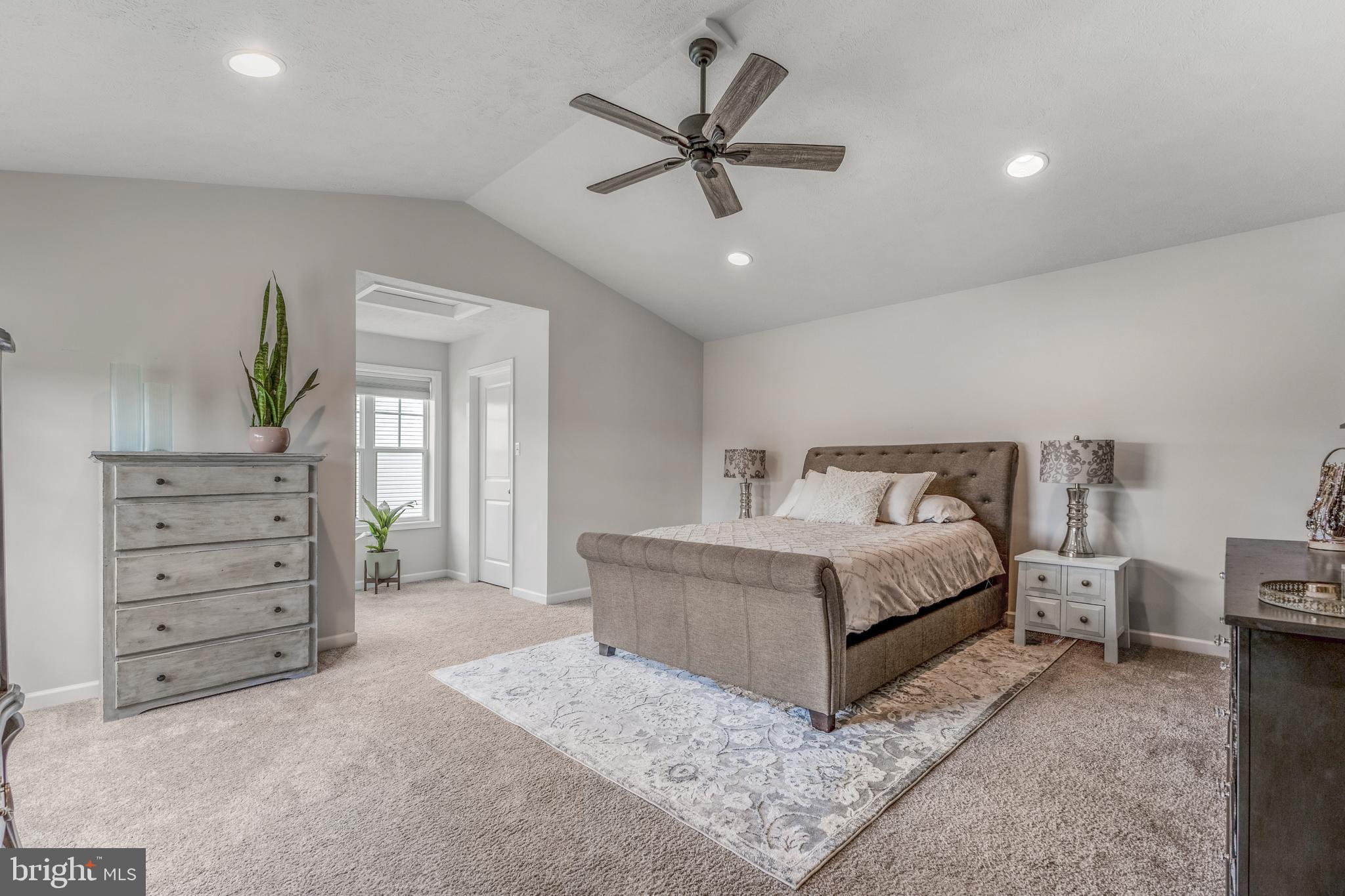 FIELDSTONE - Residential