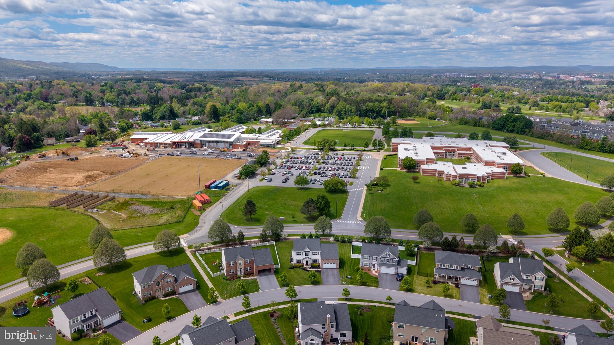 FIELDSTONE - Residential