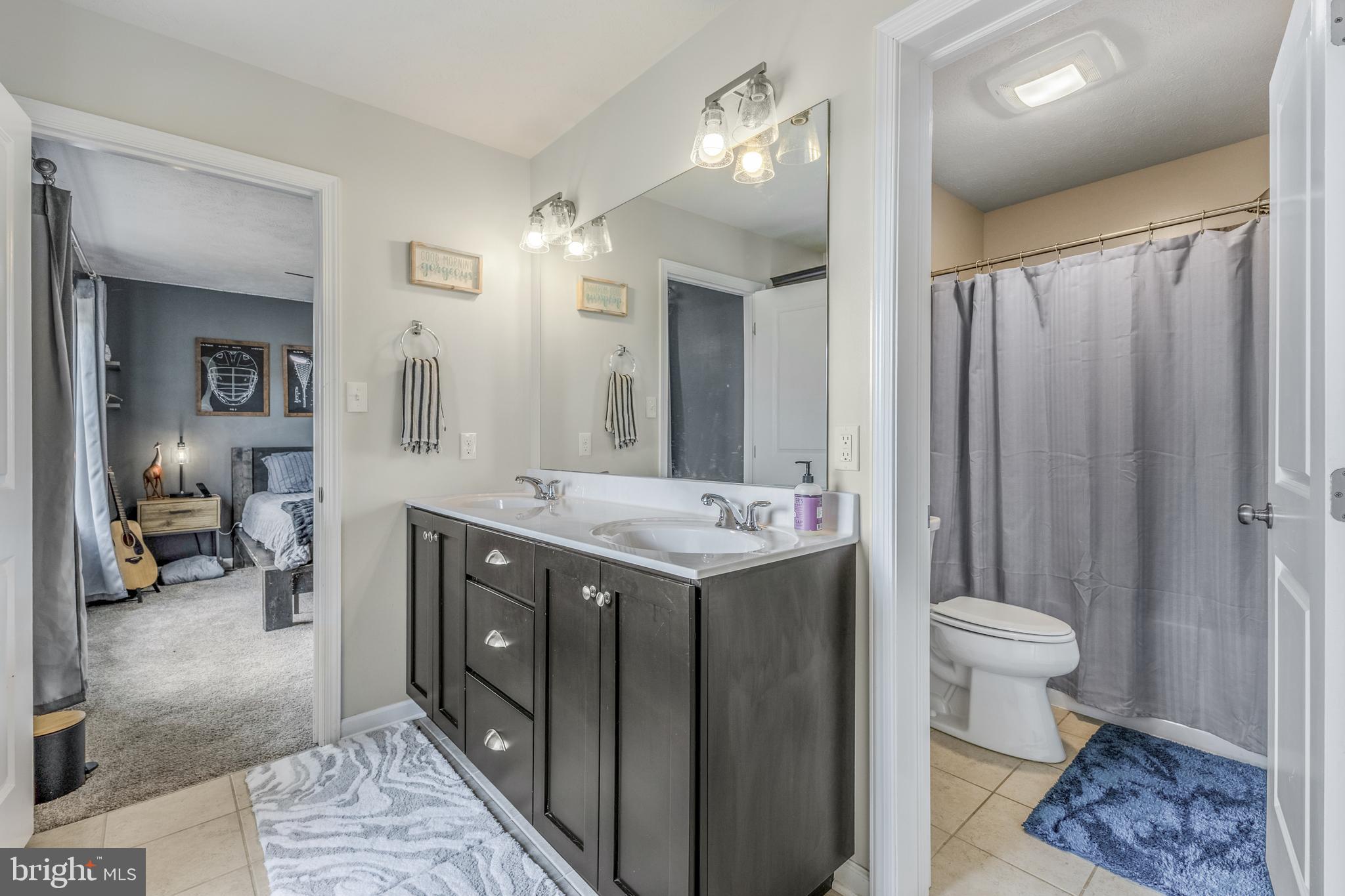 FIELDSTONE - Residential
