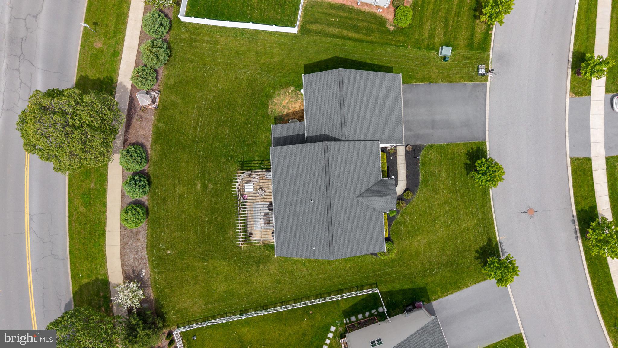 FIELDSTONE - Residential