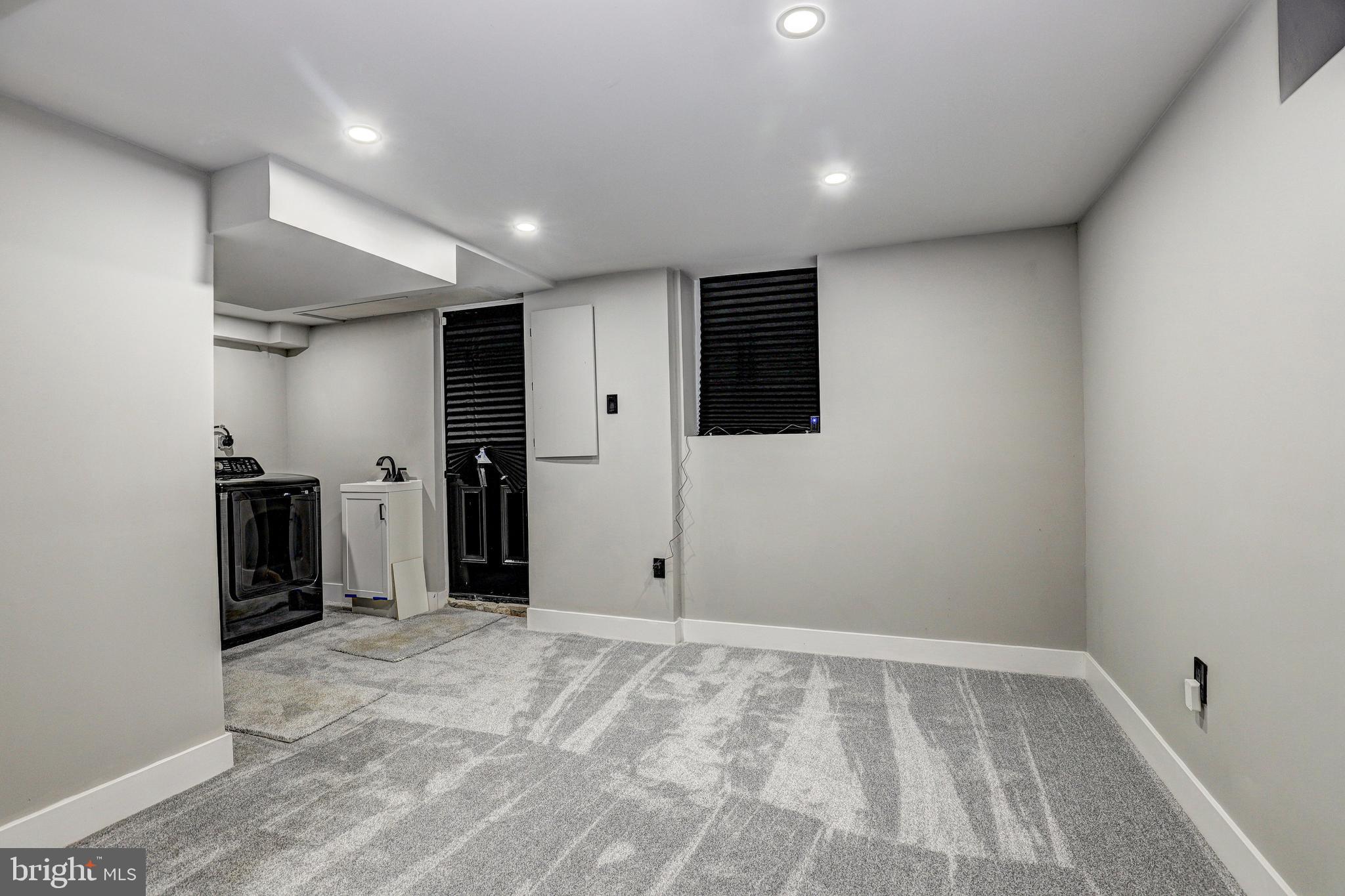 WEST BALTIMORE - Residential