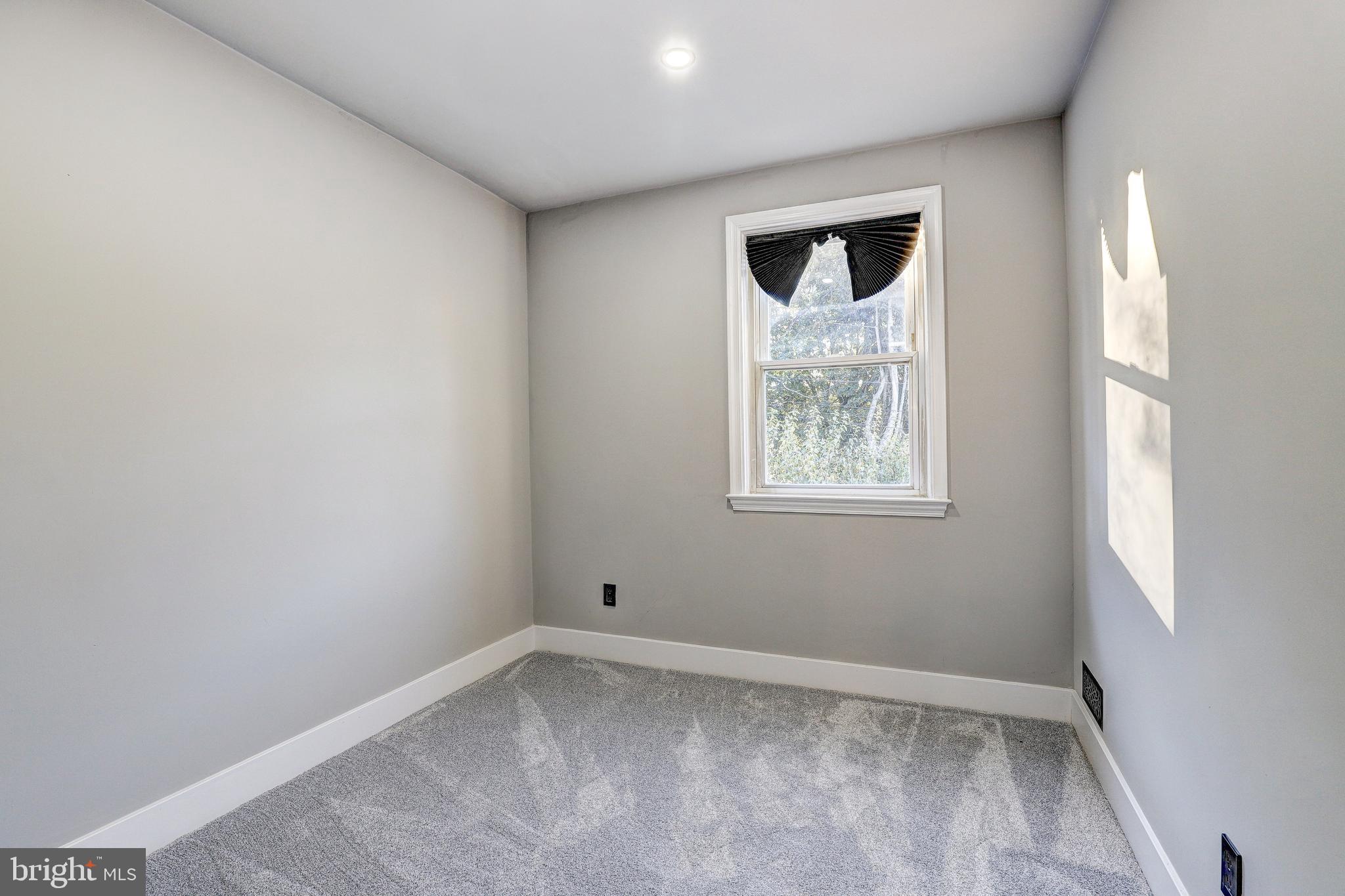 WEST BALTIMORE - Residential