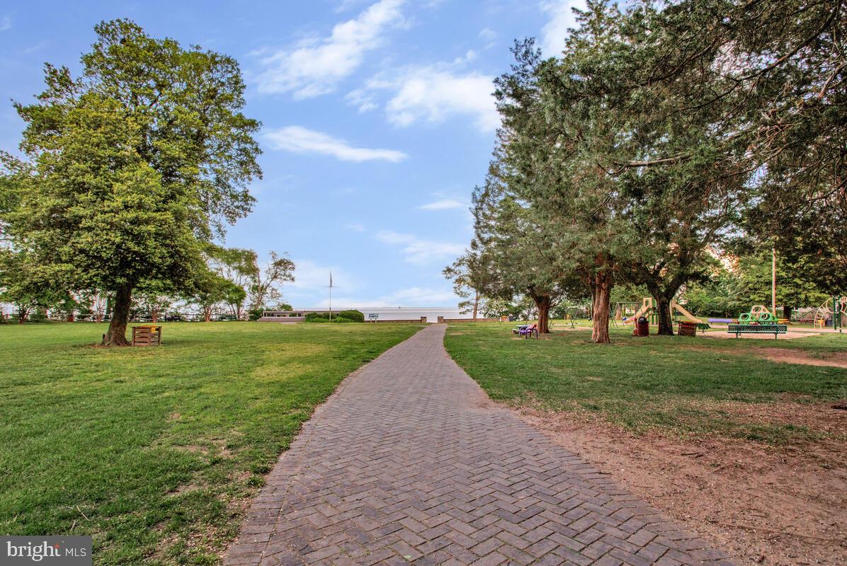 CAPE ST CLAIRE - Residential