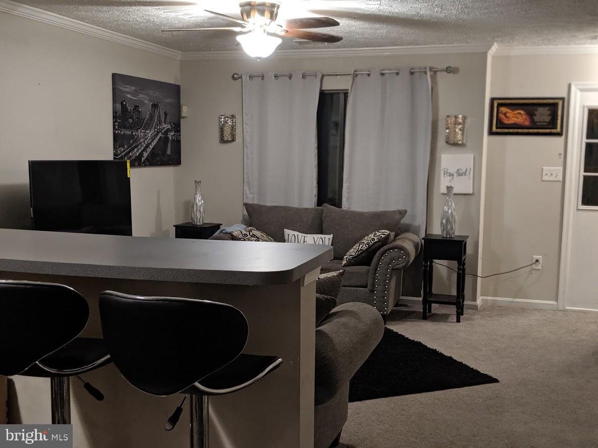 HUNTINGTON NEIGHBORHOOD - Residential Lease