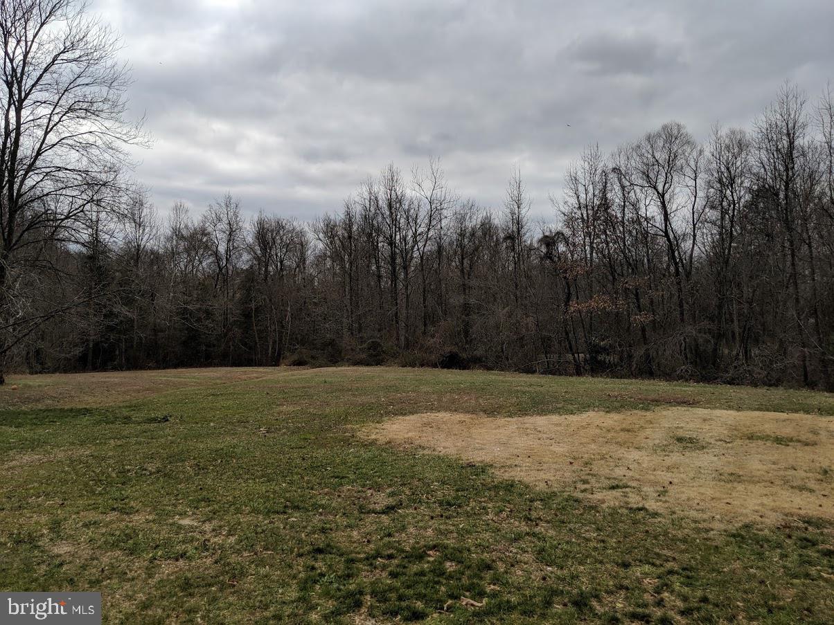 HUNTINGTON NEIGHBORHOOD - Residential Lease