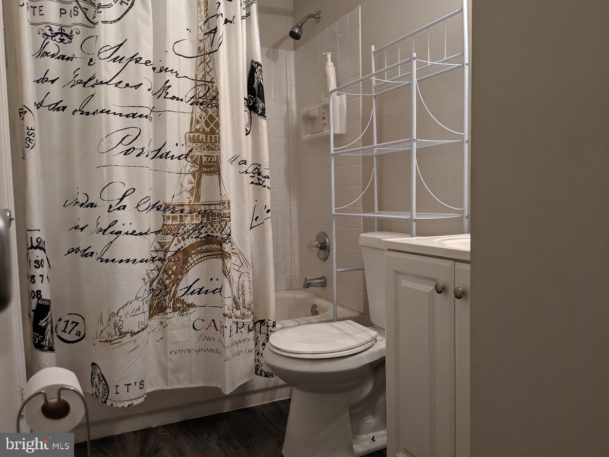 HUNTINGTON NEIGHBORHOOD - Residential Lease