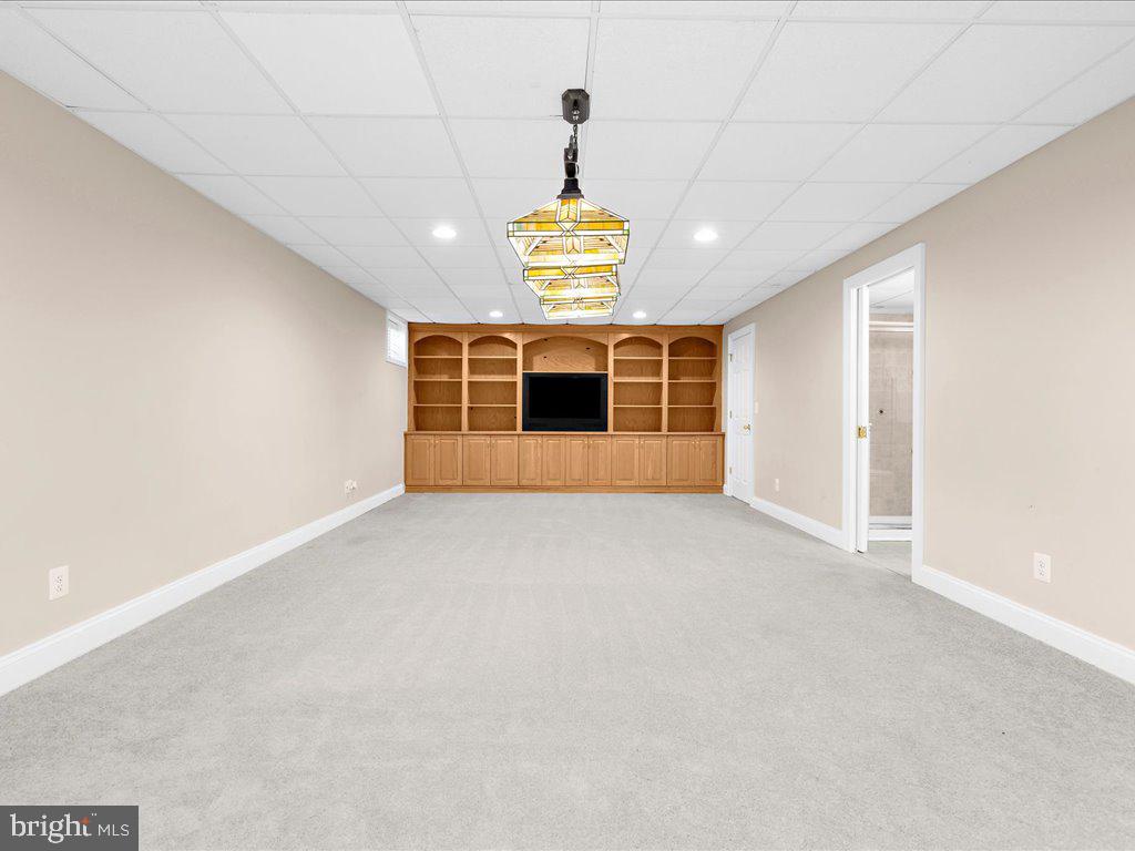 ASHBROOK - Residential