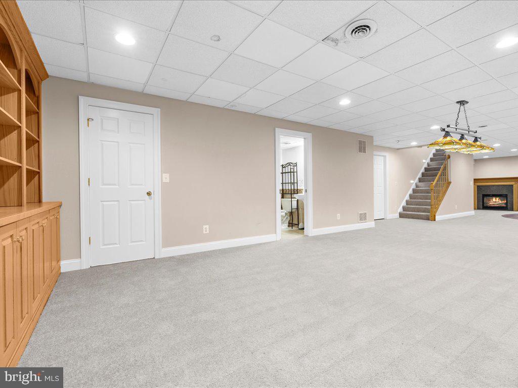 ASHBROOK - Residential