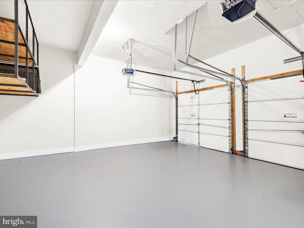 ASHBROOK - Residential