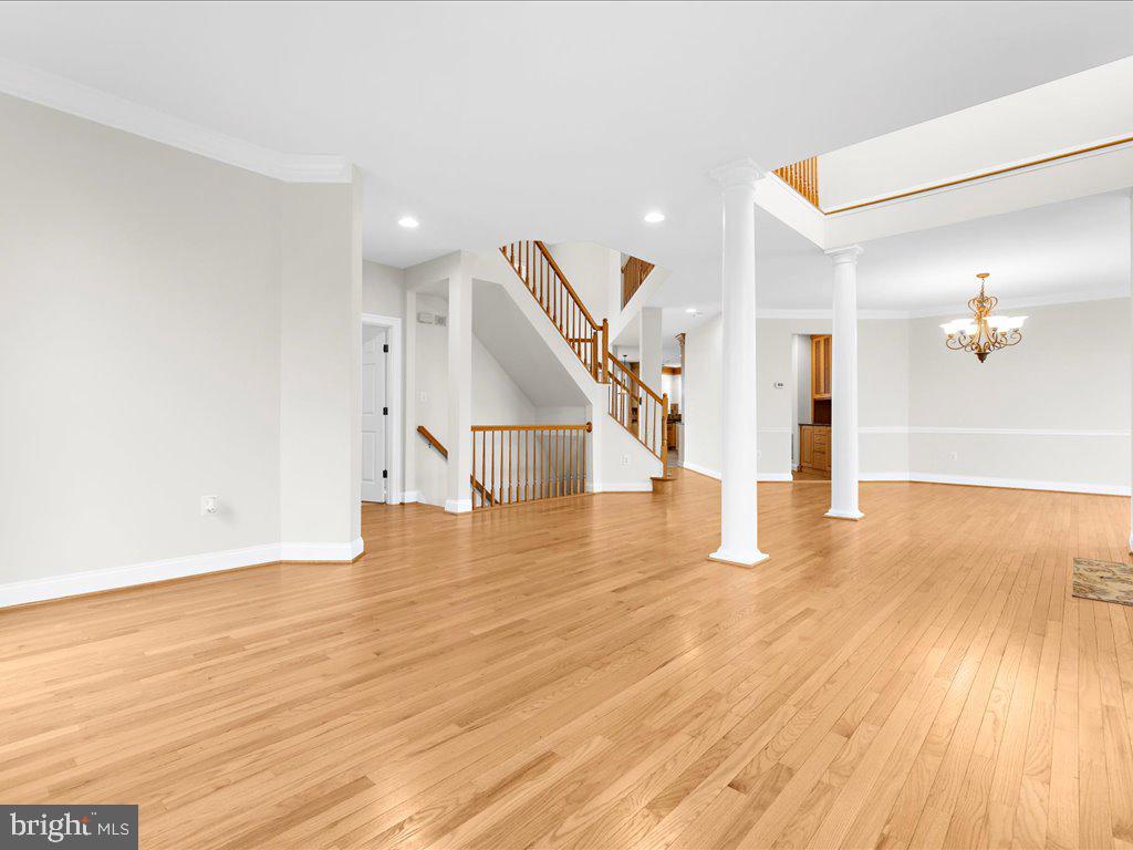 ASHBROOK - Residential