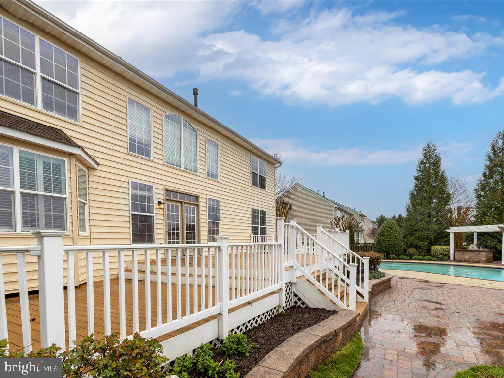 ASHBROOK - Residential