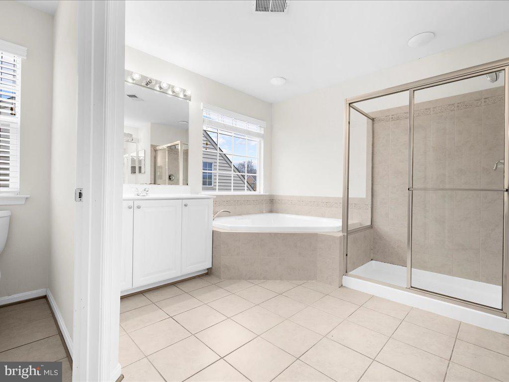 ASHBROOK - Residential