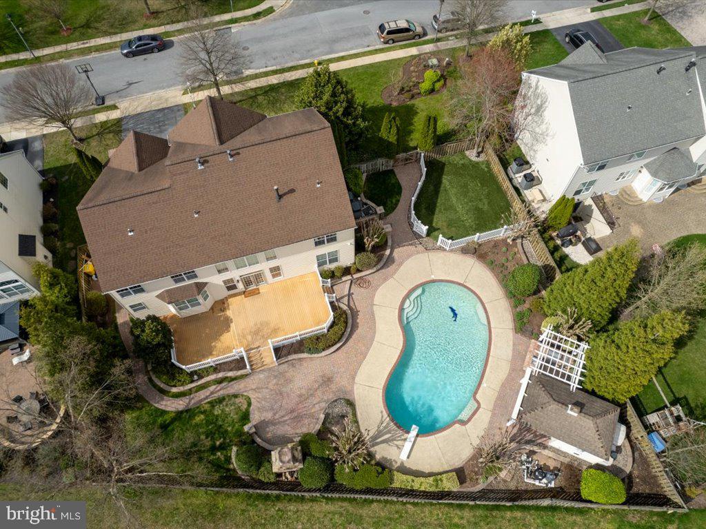 ASHBROOK - Residential