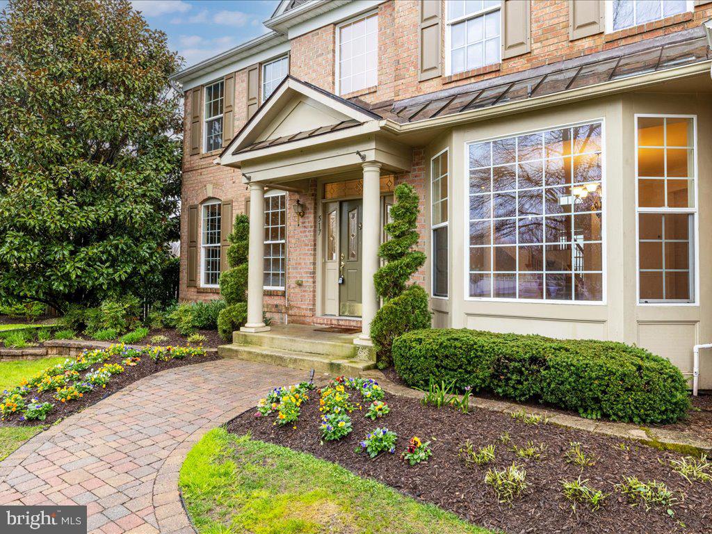 ASHBROOK - Residential