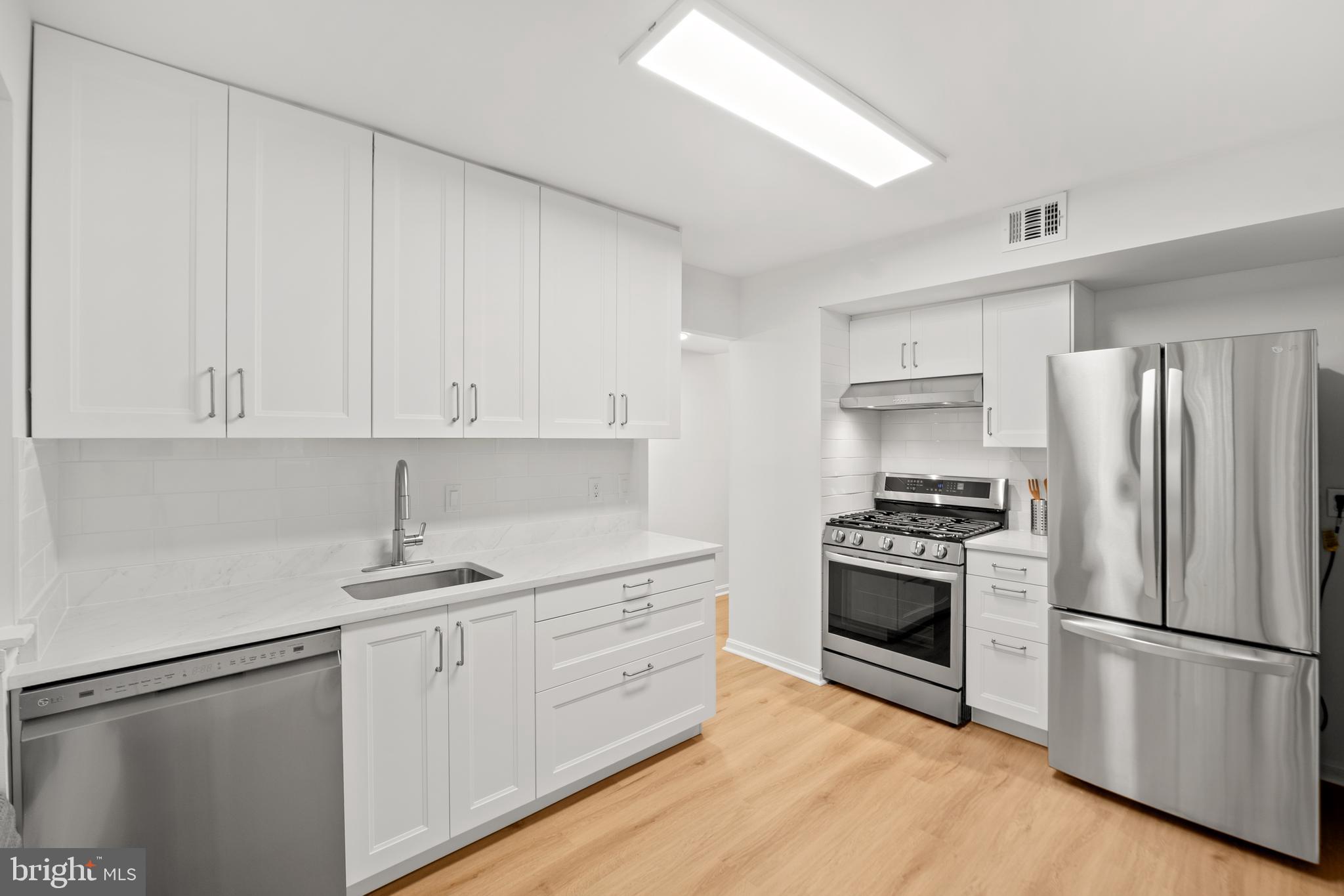 BENTANA PARK - Residential