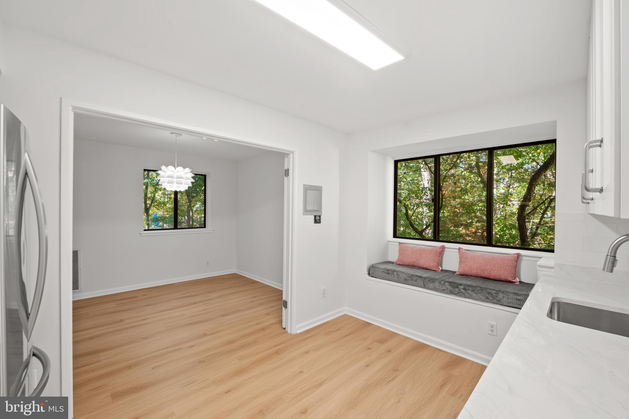 BENTANA PARK - Residential