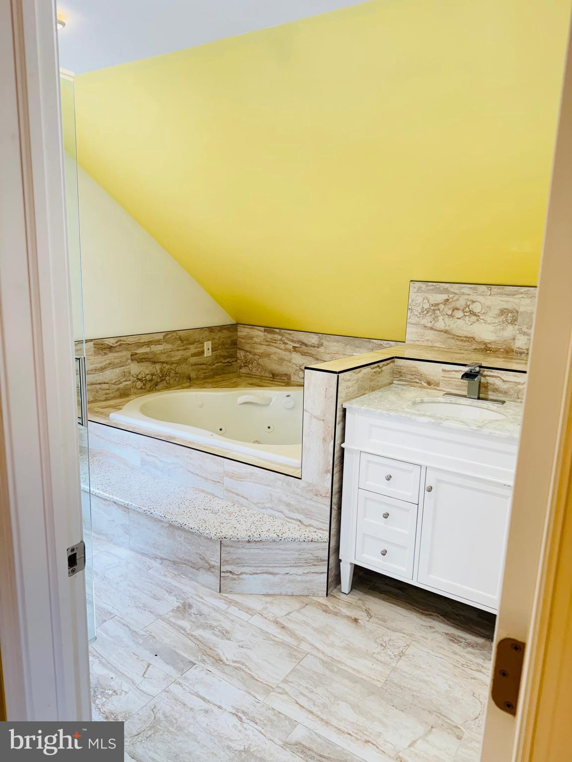 RIDLEY PARK - Residential