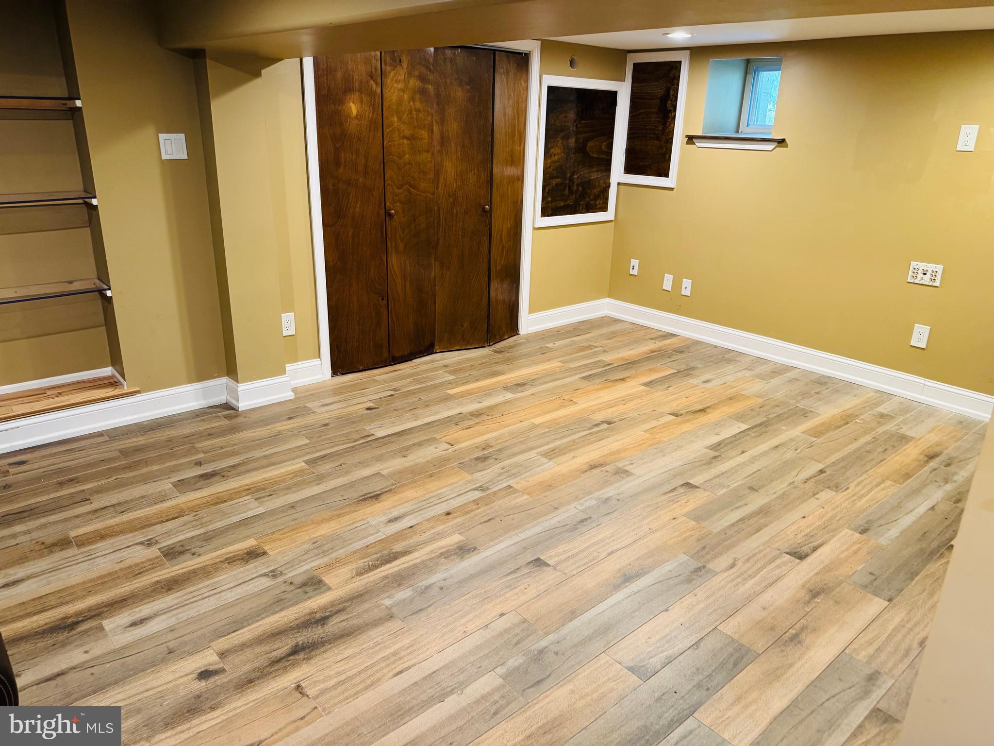 RIDLEY PARK - Residential