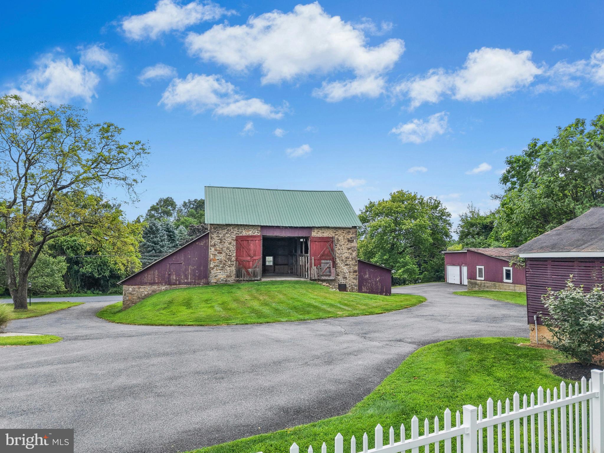3370 LOWER SAUCON ROAD