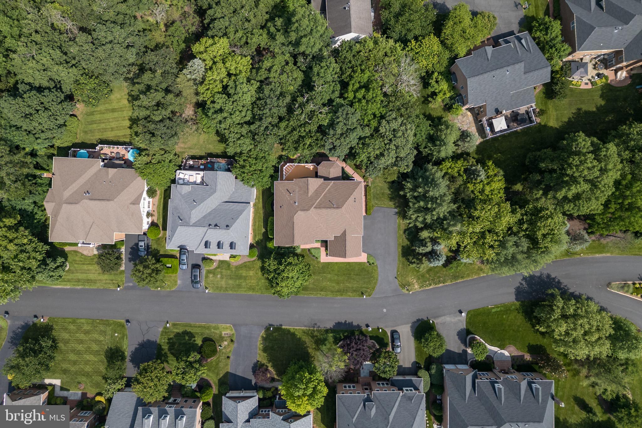 RIVER CREEK - Residential