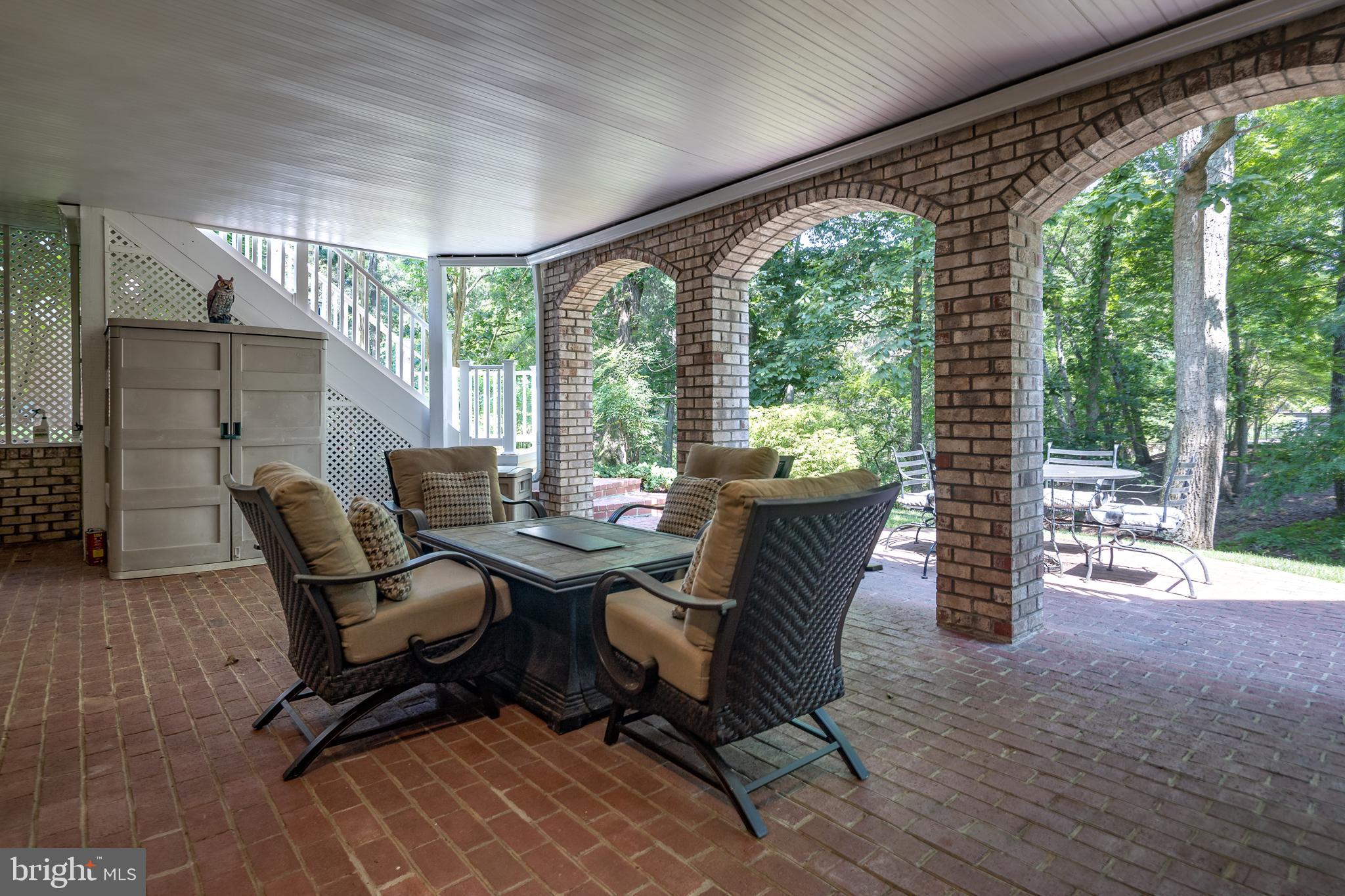 RIVER CREEK - Residential