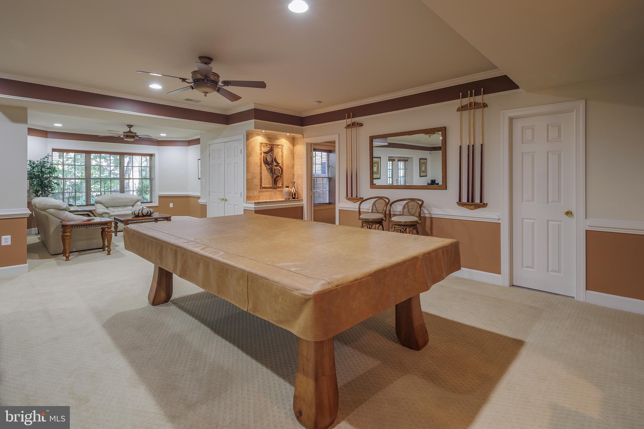 RIVER CREEK - Residential