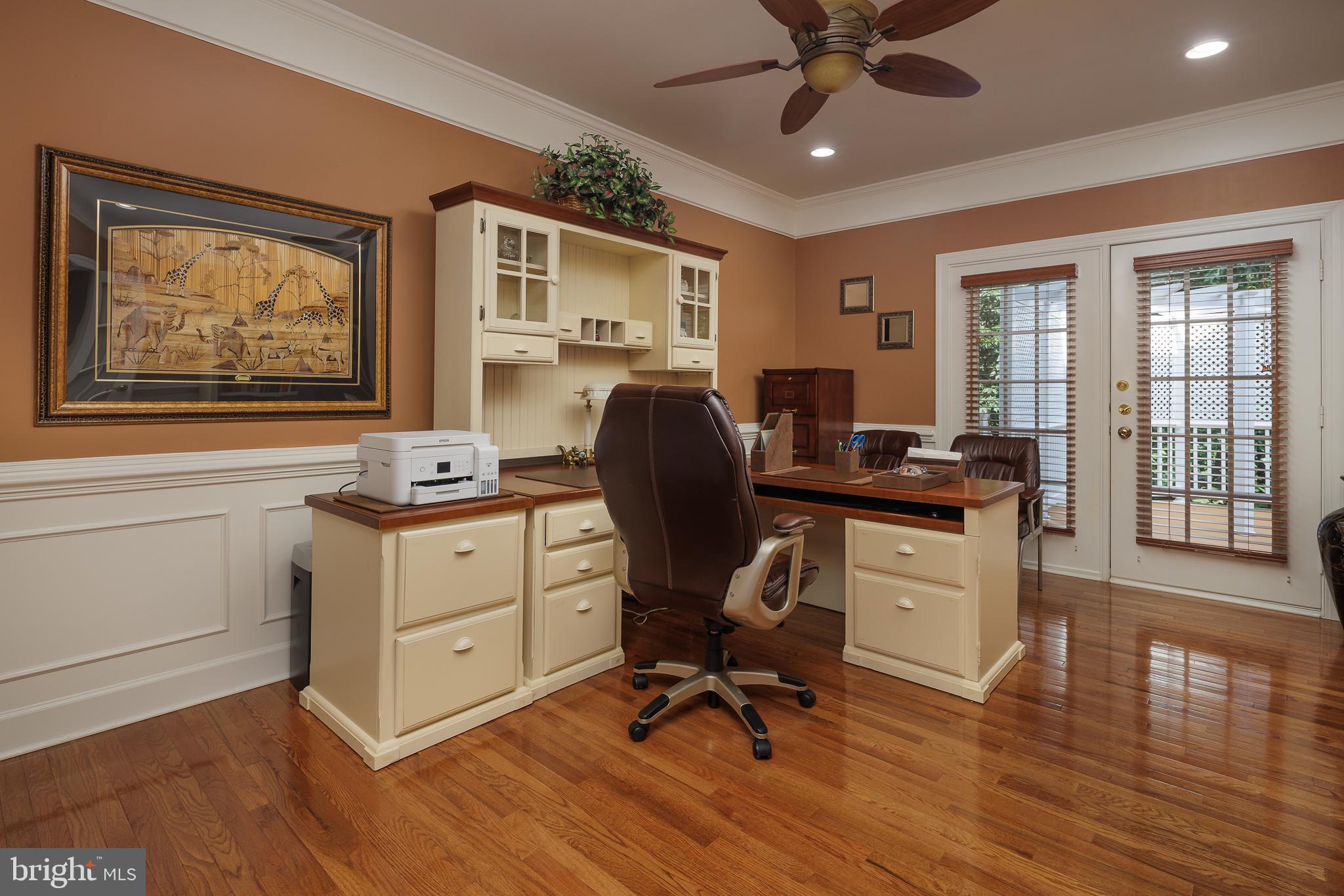 RIVER CREEK - Residential