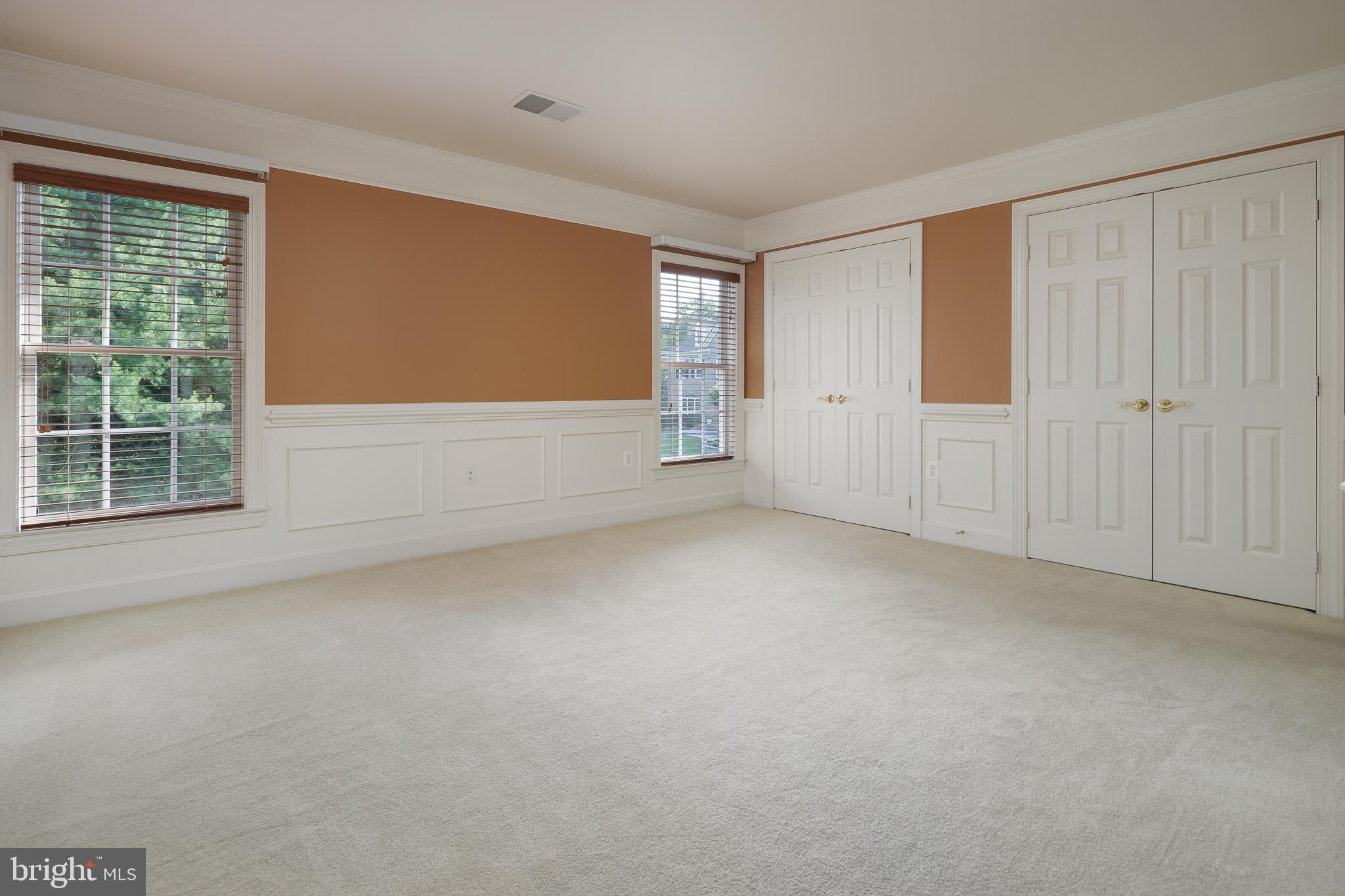 RIVER CREEK - Residential