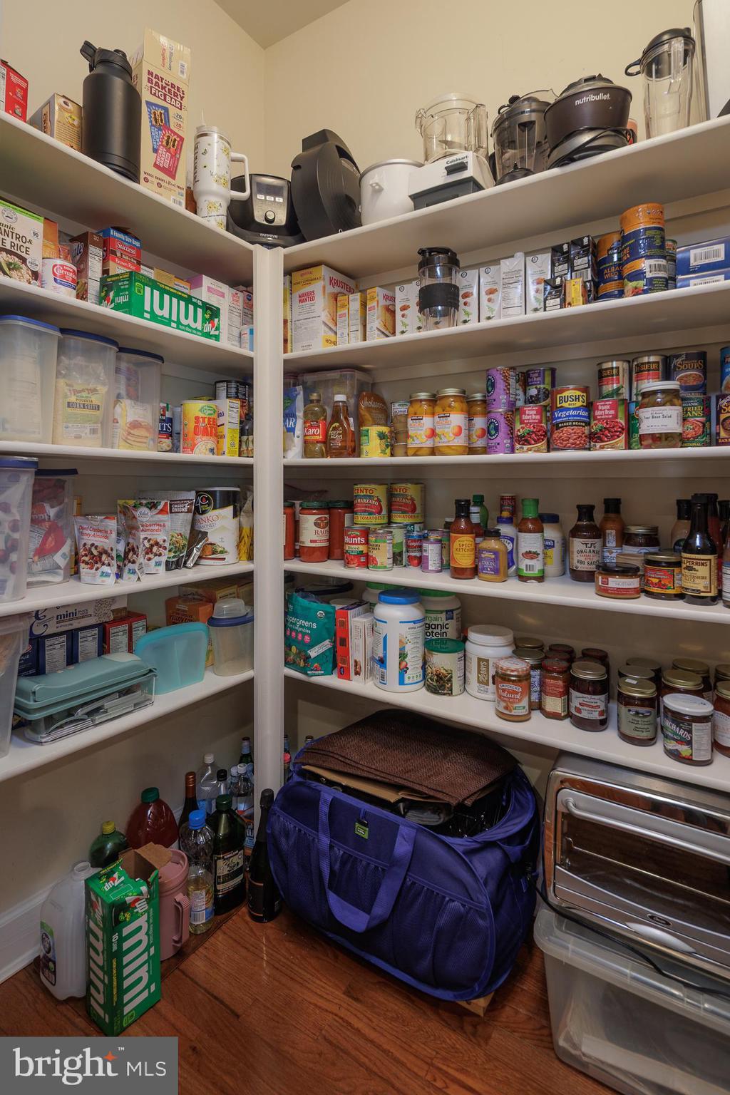 RIVER CREEK - Residential