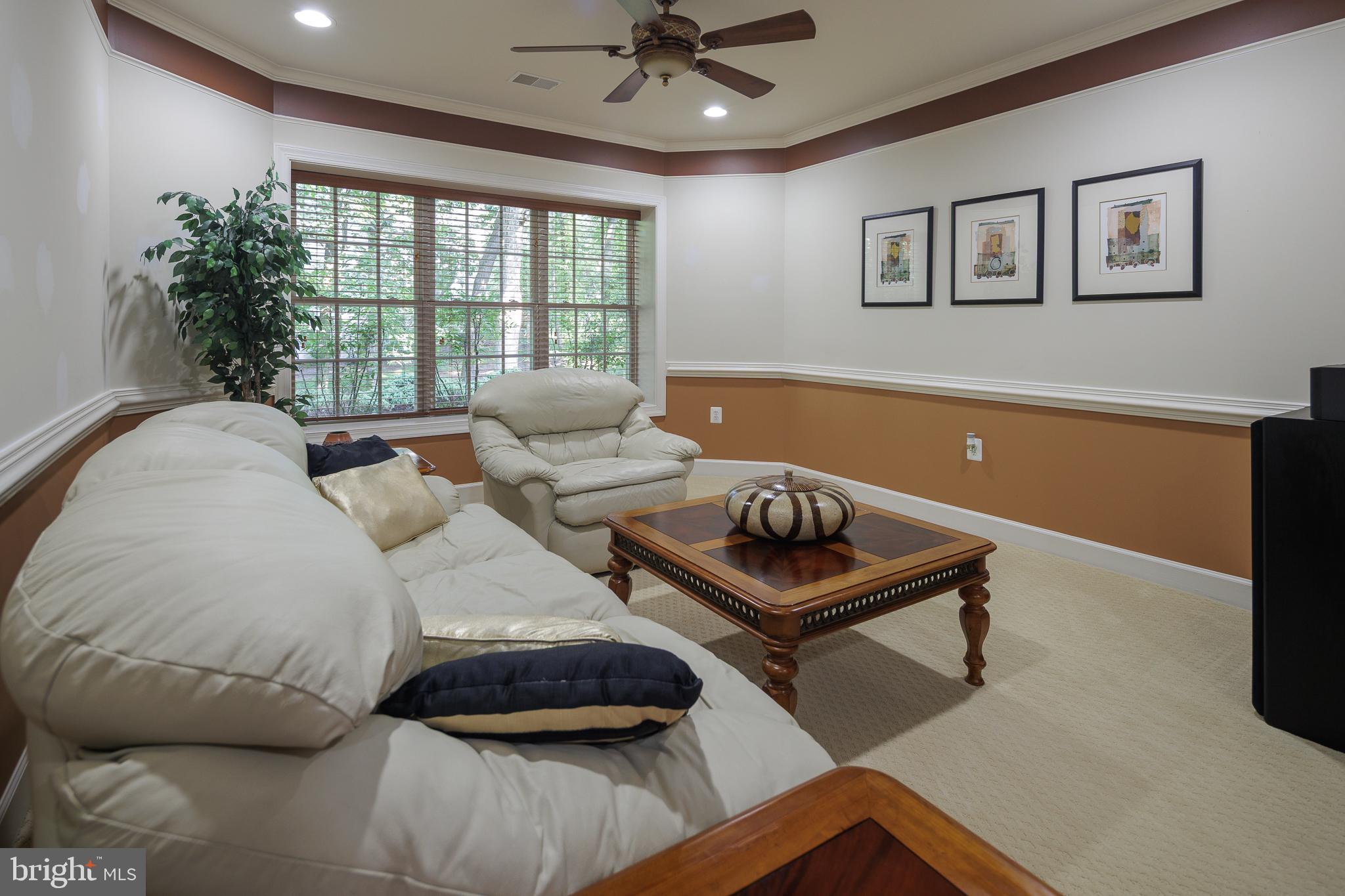 RIVER CREEK - Residential