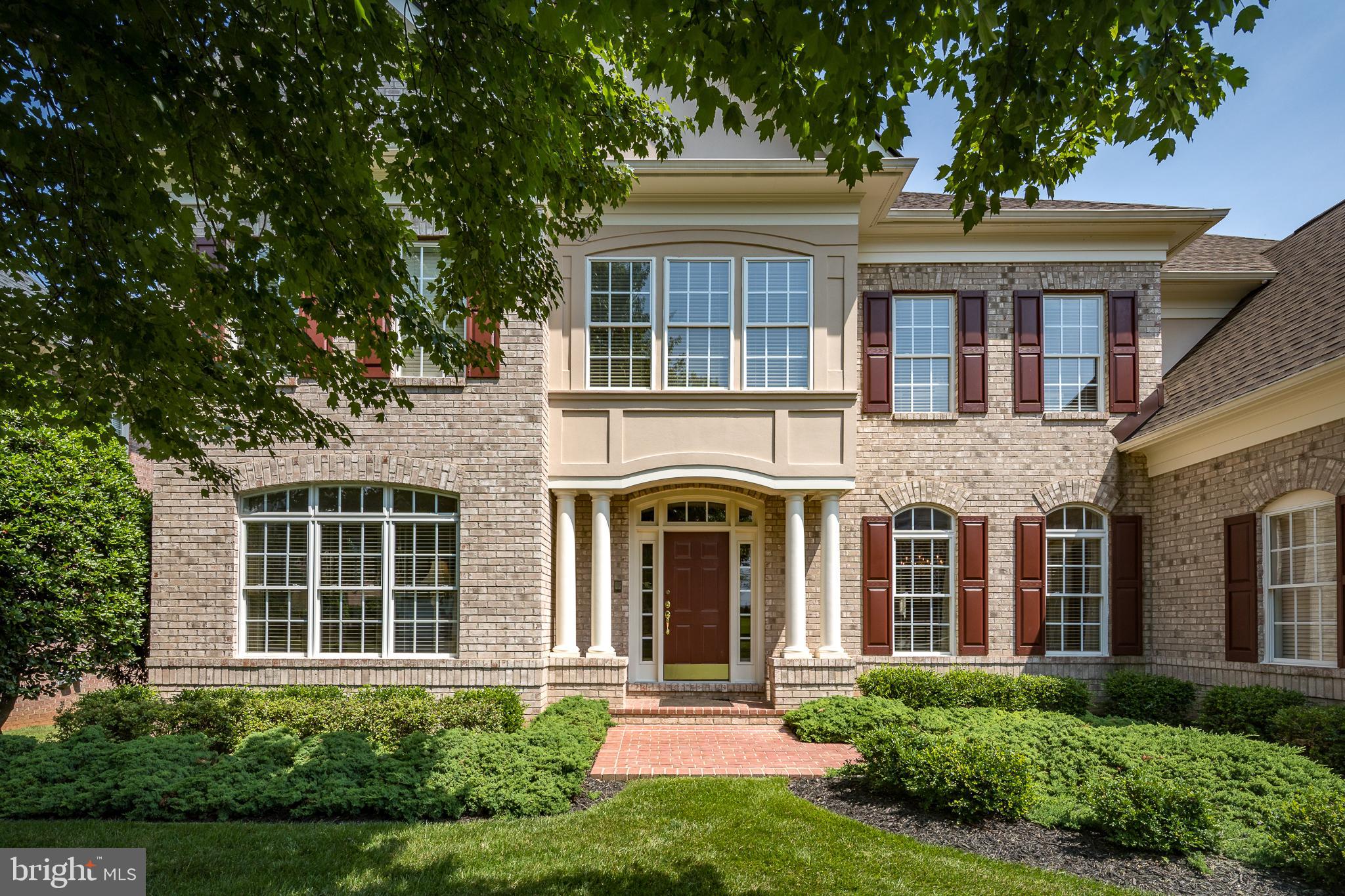 RIVER CREEK - Residential